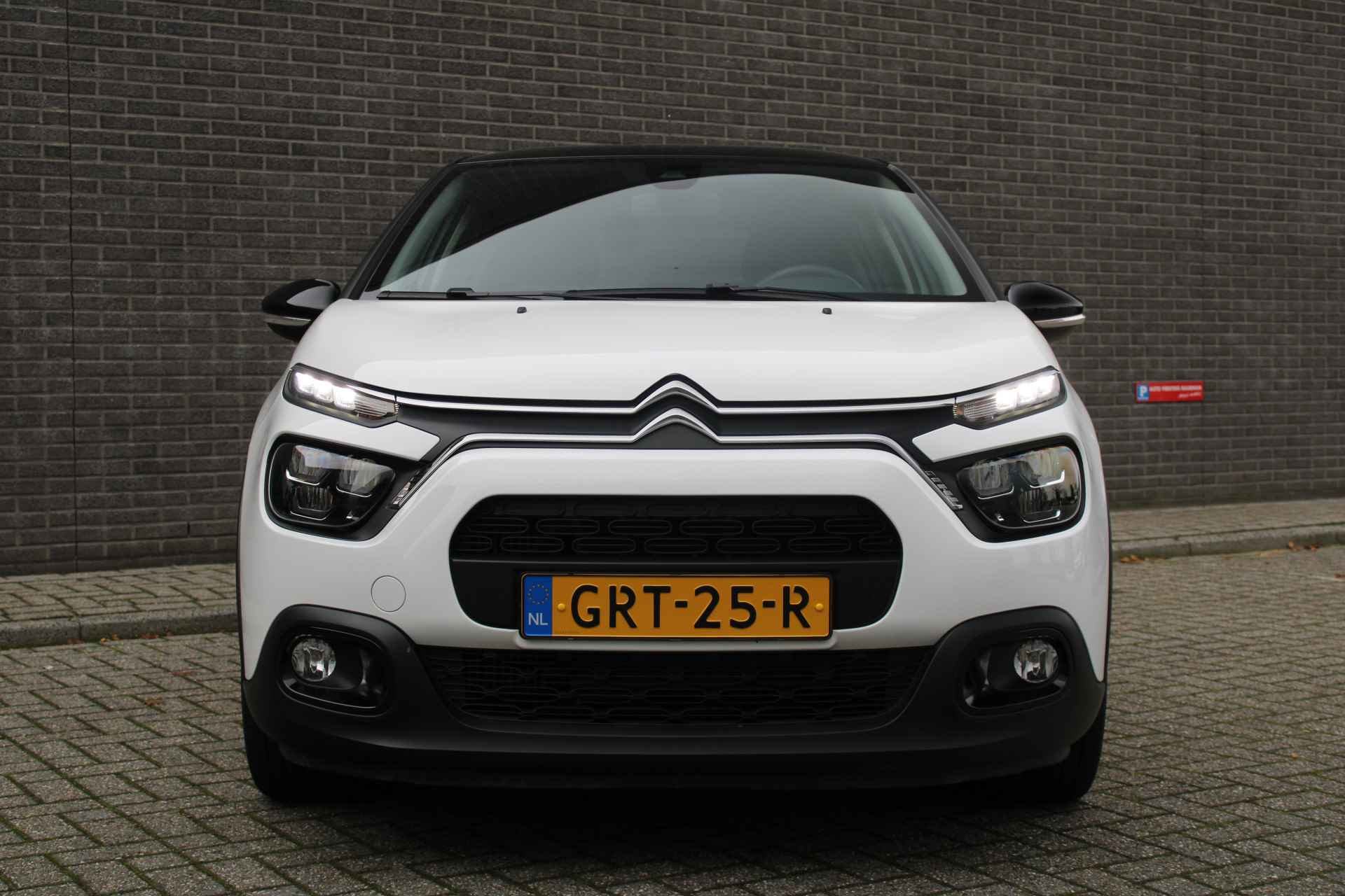 Citroën C3 1.2 PureTech Feel Edition Automaat, Applecarpl./Andr. Auto, Airco, CruiseControl - 8/33