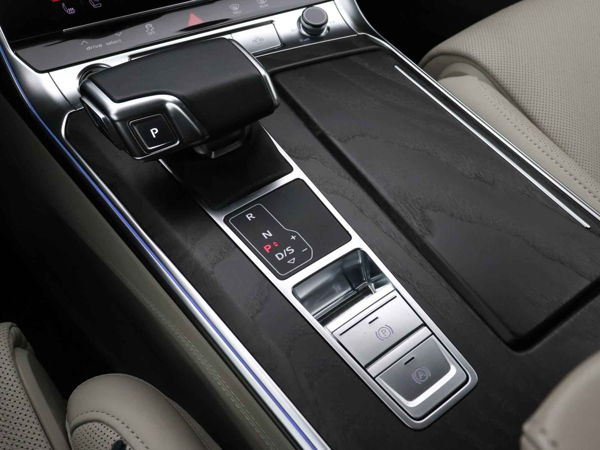 Audi A6 Avant Design 50 TFSI e quattro | Panoramadak | B&O | Head-Up | Nachtzicht | Camera | Stoelverwarming | LED | - 39/52