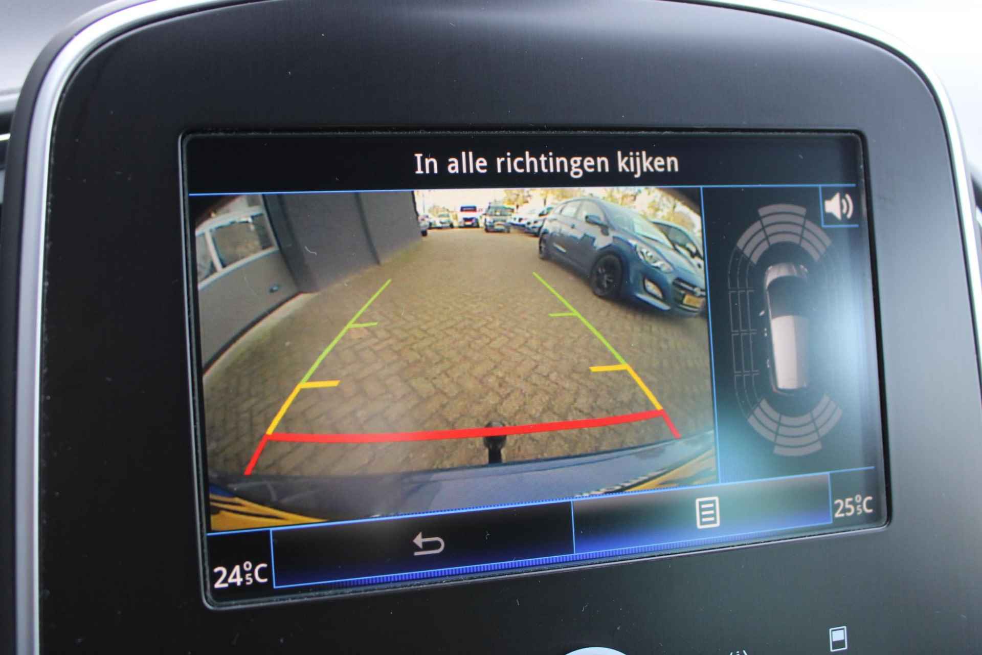 Renault Scénic TCe 130 PK Intens NL-Auto | Navigatie | Camera | Climate Controle | Stoelverwarming | LM-velgen | Parkeersensoren | Trekhaak | 1e Eigenaar - 10/30