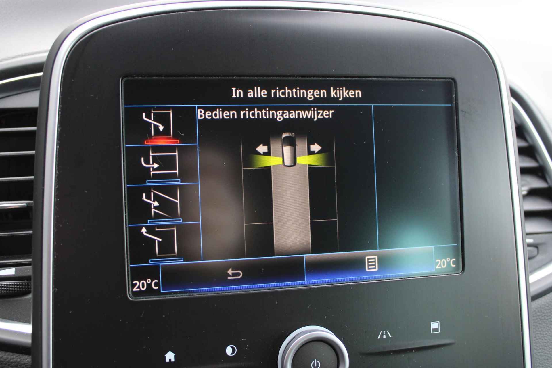 Renault Scénic TCe 130 PK Intens NL-Auto | Navigatie | Camera | Climate Controle | Stoelverwarming | LM-velgen | Parkeersensoren | Trekhaak | 1e Eigenaar - 11/30