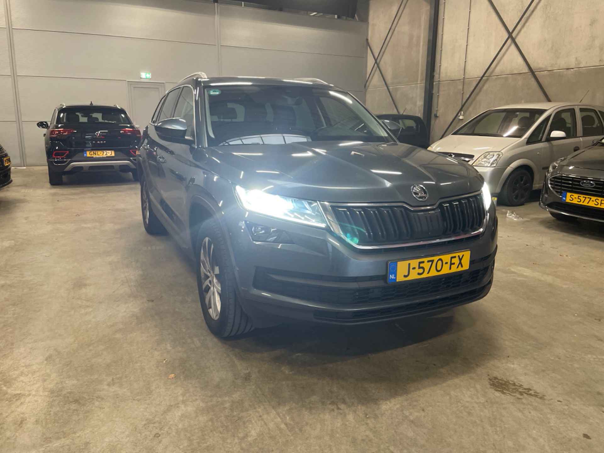 Škoda Kodiaq 1.5 TSI 150 pk Business Edition Plus 7p. 7-DSG | Trekhaak uitklapbaar | Elektrische bestuurdersstoel met geheugen | Cruise contr - 3/7