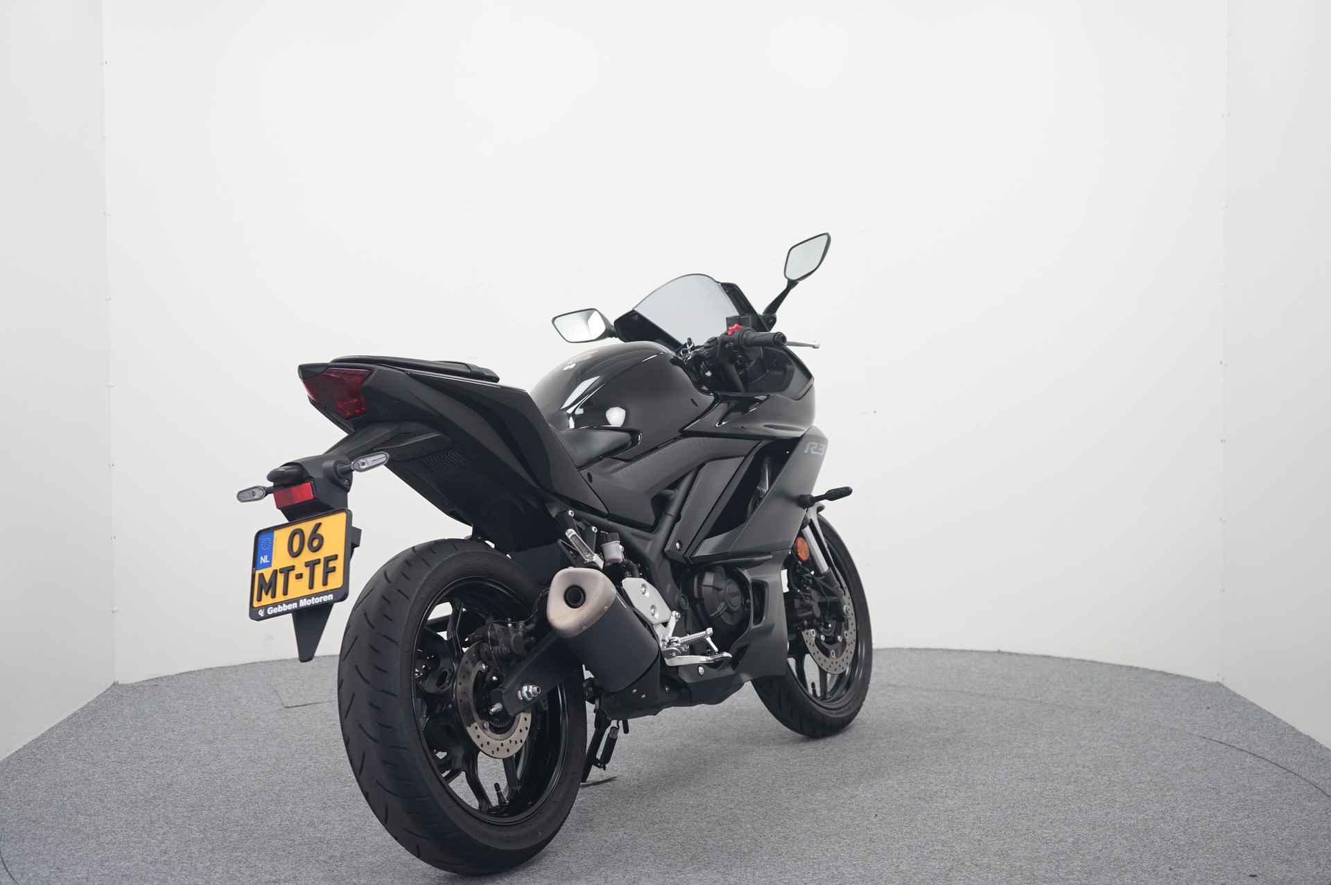 Yamaha YZF-R3 - 8/10