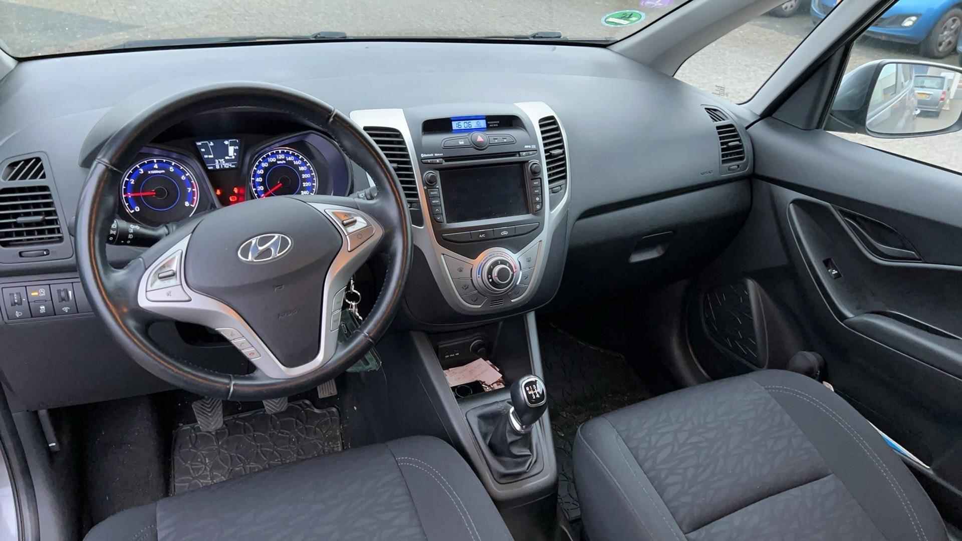 Hyundai ix20 1.4i Go! / Navigatie / Airco / 16" Lm velgen / - 8/41