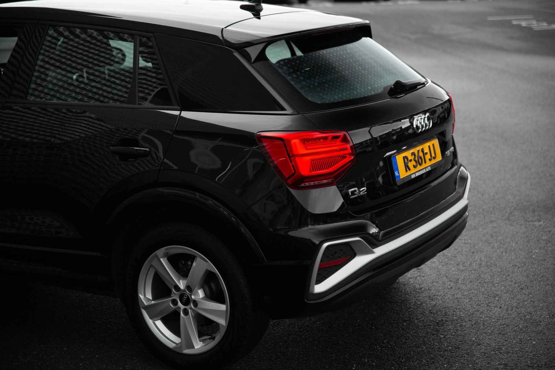 Audi Q2 35 TFSI 150pk S Edition | Achteruitrijcamera | Parkeerhulp V+A | Stoelverwarming | - 21/55