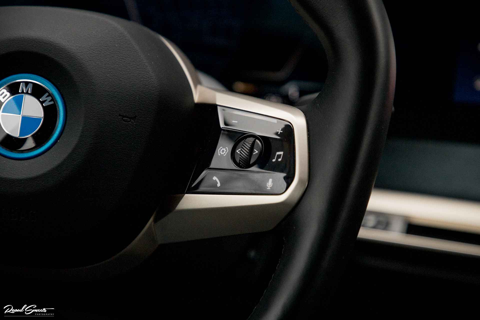 BMW iX xDrive40 High Executive 77 kWh | Head-up display | Harman Kardon | Clear Bold | Massage | - 23/55