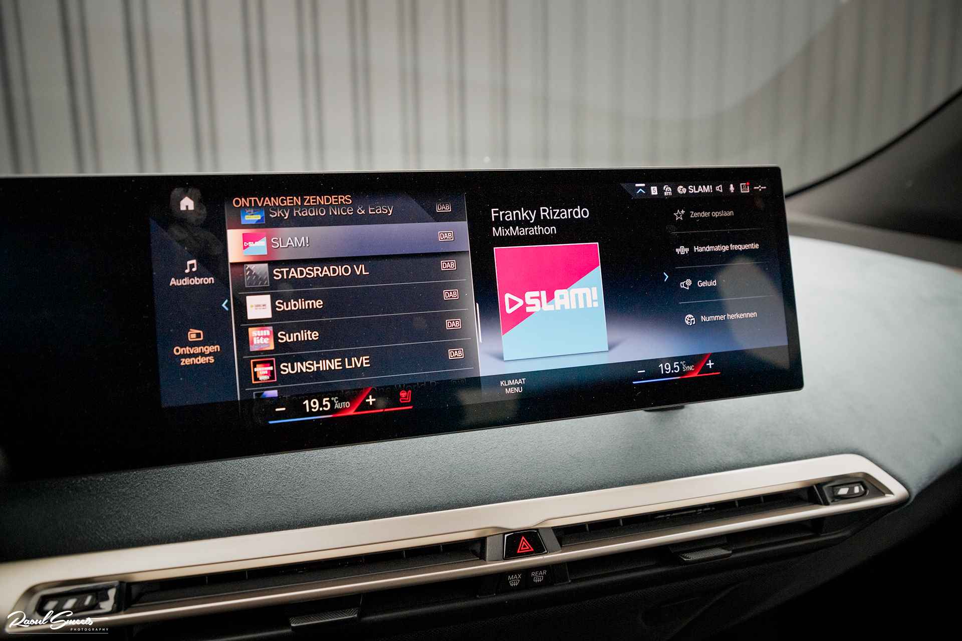 BMW iX xDrive40 High Executive 77 kWh | Head-up display | Harman Kardon | Clear Bold | Massage | - 28/55