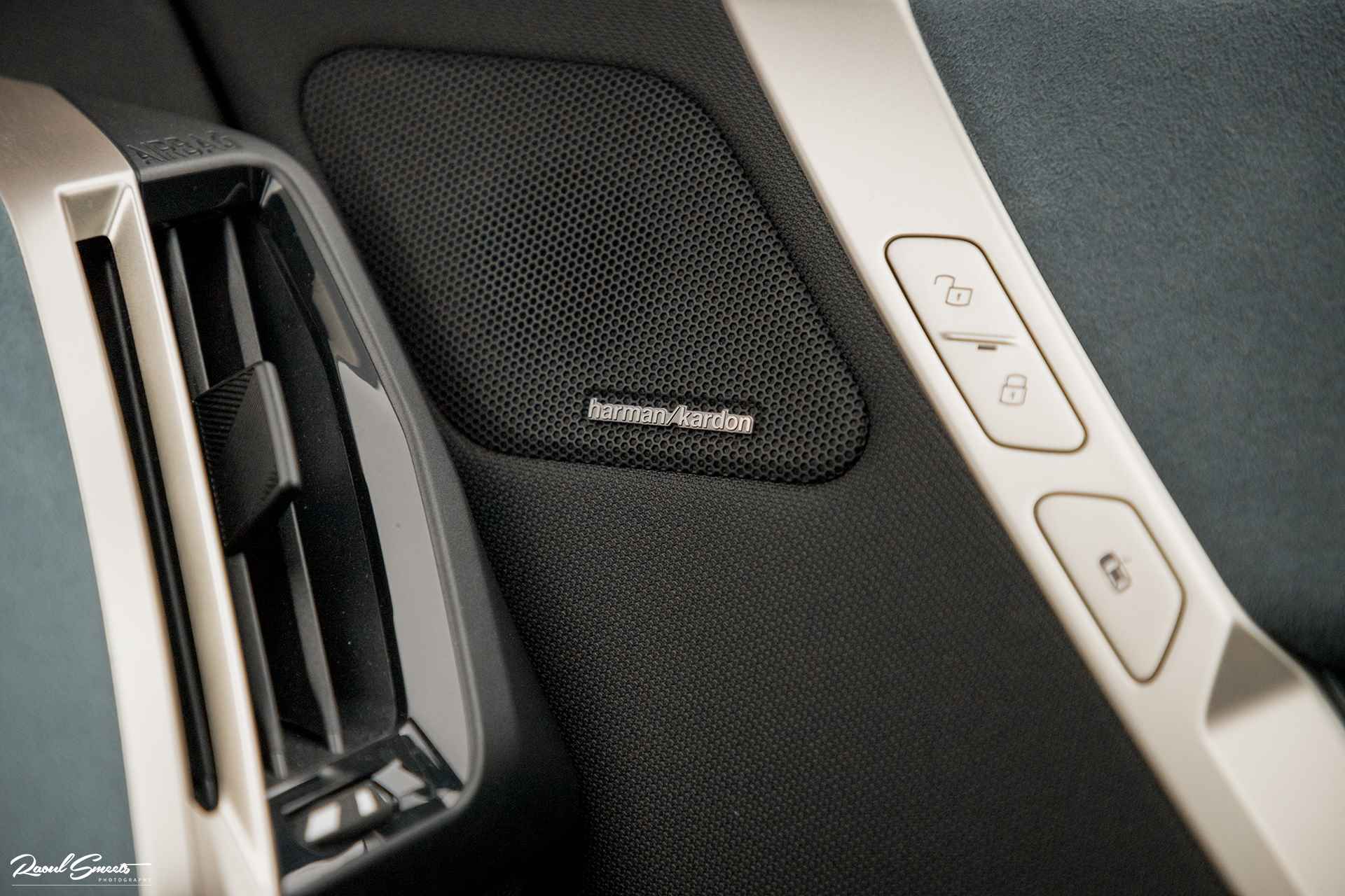 BMW iX xDrive40 High Executive 77 kWh | Head-up display | Harman Kardon | Clear Bold | Massage | - 35/55
