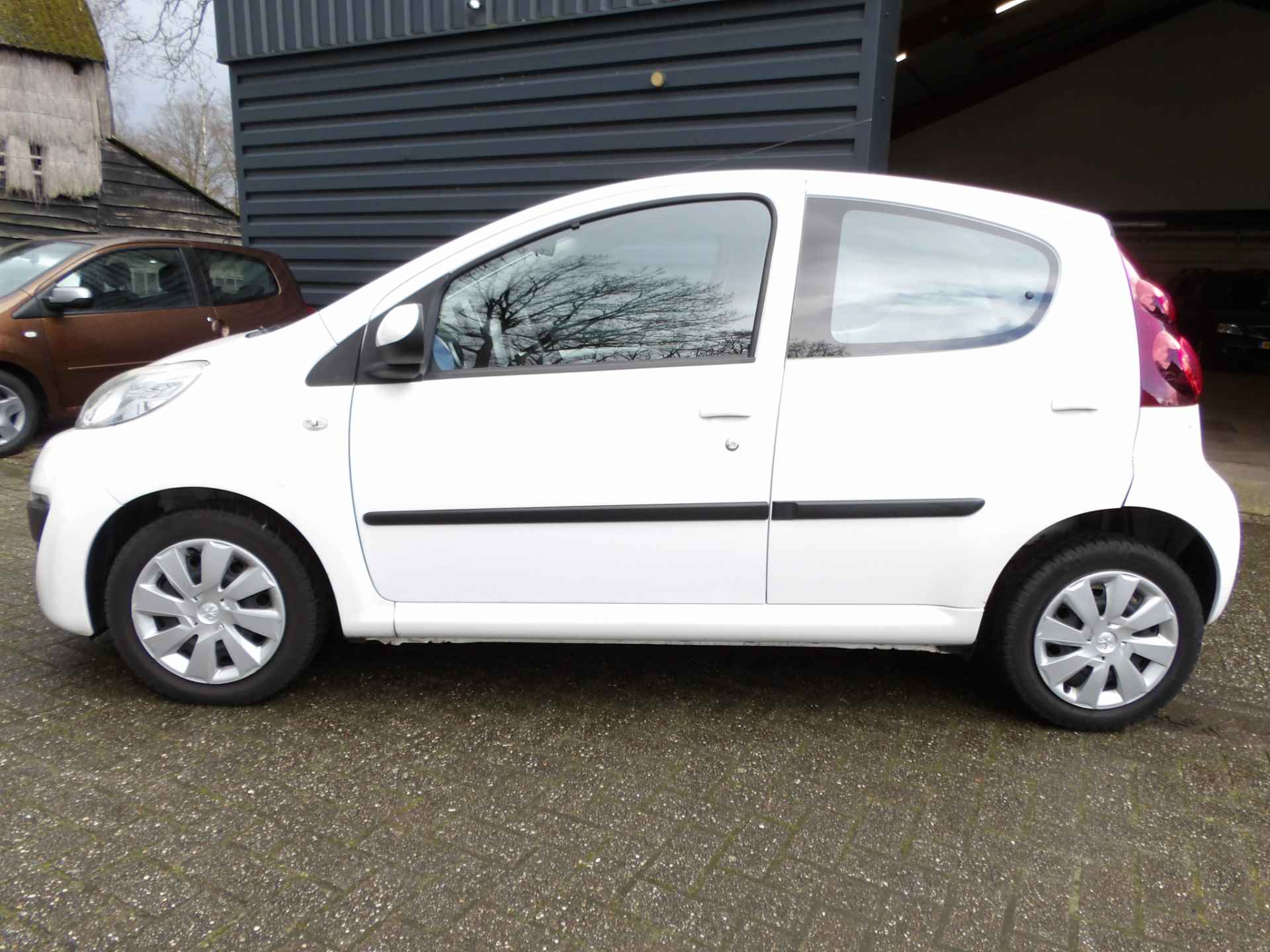 Peugeot 107 1.0 Active Airco Centraal - 4/23