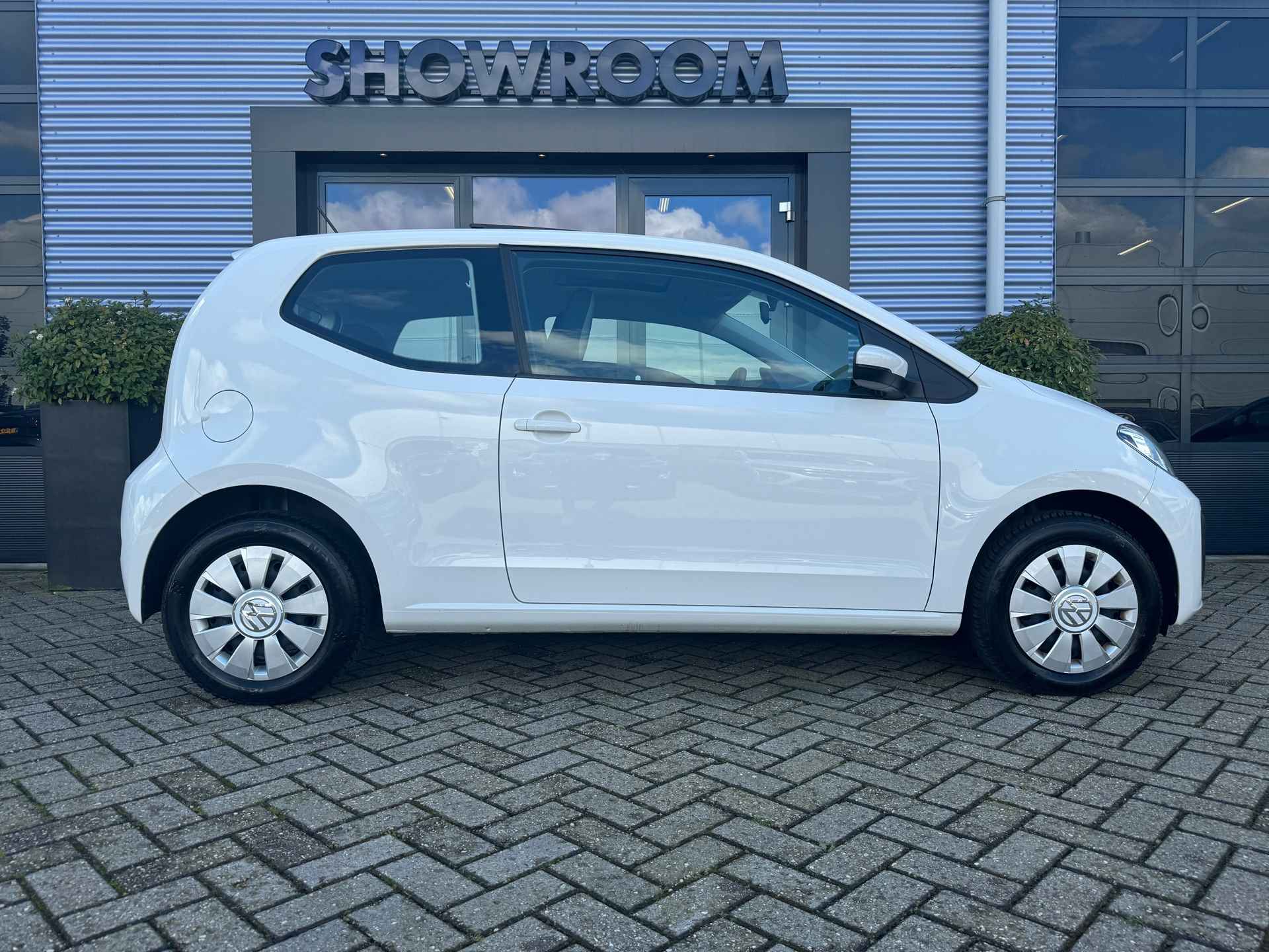 Volkswagen Up! 1.0 BMT move up! Automaat|PANO|Stoelverwarming - 11/28