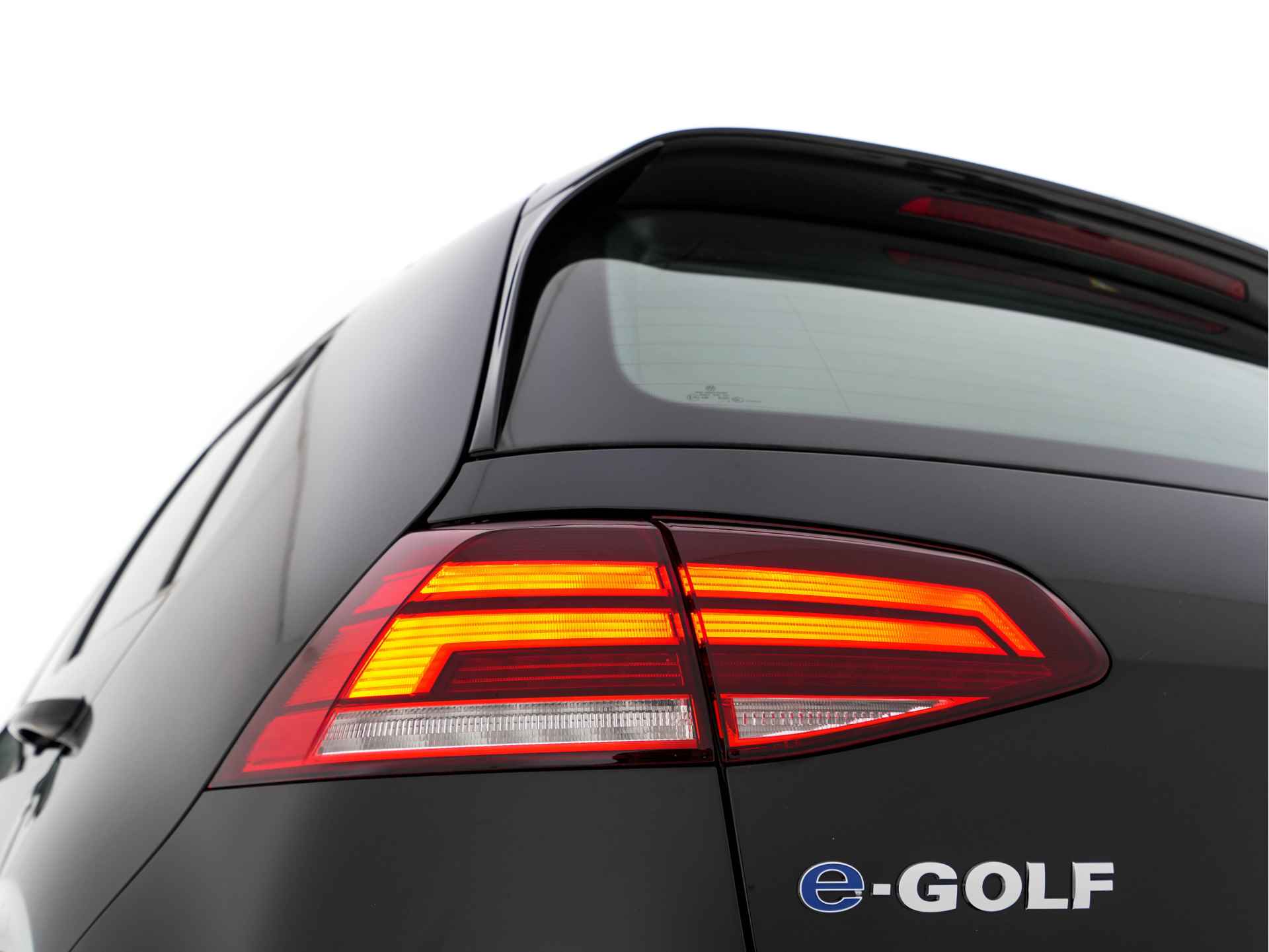 Volkswagen e-Golf (INCL-BTW) *HEATPUMP | ADAPTIVE-CRUISE | CAMERA | CCS-FASTLOADER | FULL-LED | NAVI-FULLMAP | COMFORT-SEATS | ECC | PDC | 16''ALU* - 27/31