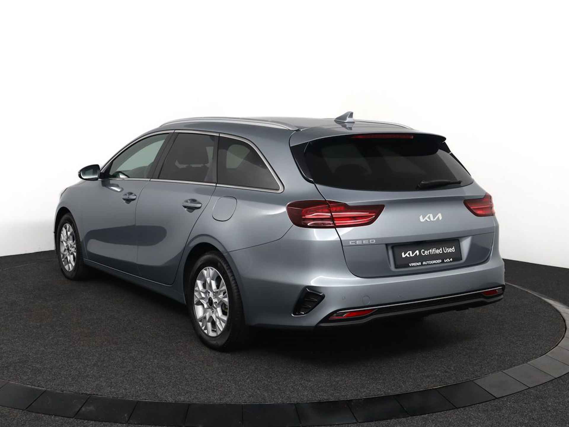 Kia Ceed Sportswagon 1.0 T-GDi DynamicPlusLine - Stoelverwarming -  Stuurverwarming - Navigatie - Airco - Cruise control - Draadloos opladen - Fabrieksgarantie tot 09-2029 - 5/56