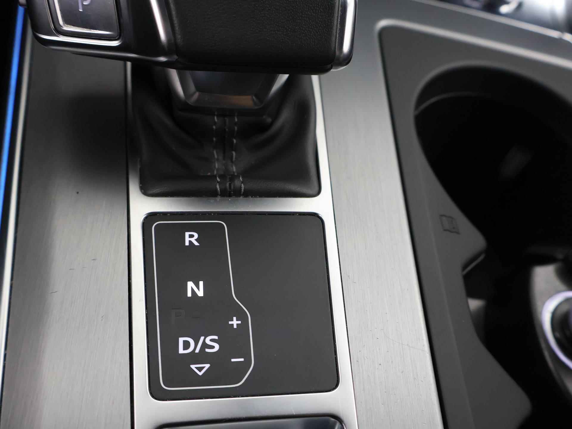 Audi A6 Limousine 50 TDI Quattro S Line | NL Auto | Virtual Cockpit | Trekhaak wegklapbaar | Keyless Go | Adaptieve Cruise Controle | Lane Assist | LED koplampen | Privacy glas - 28/46