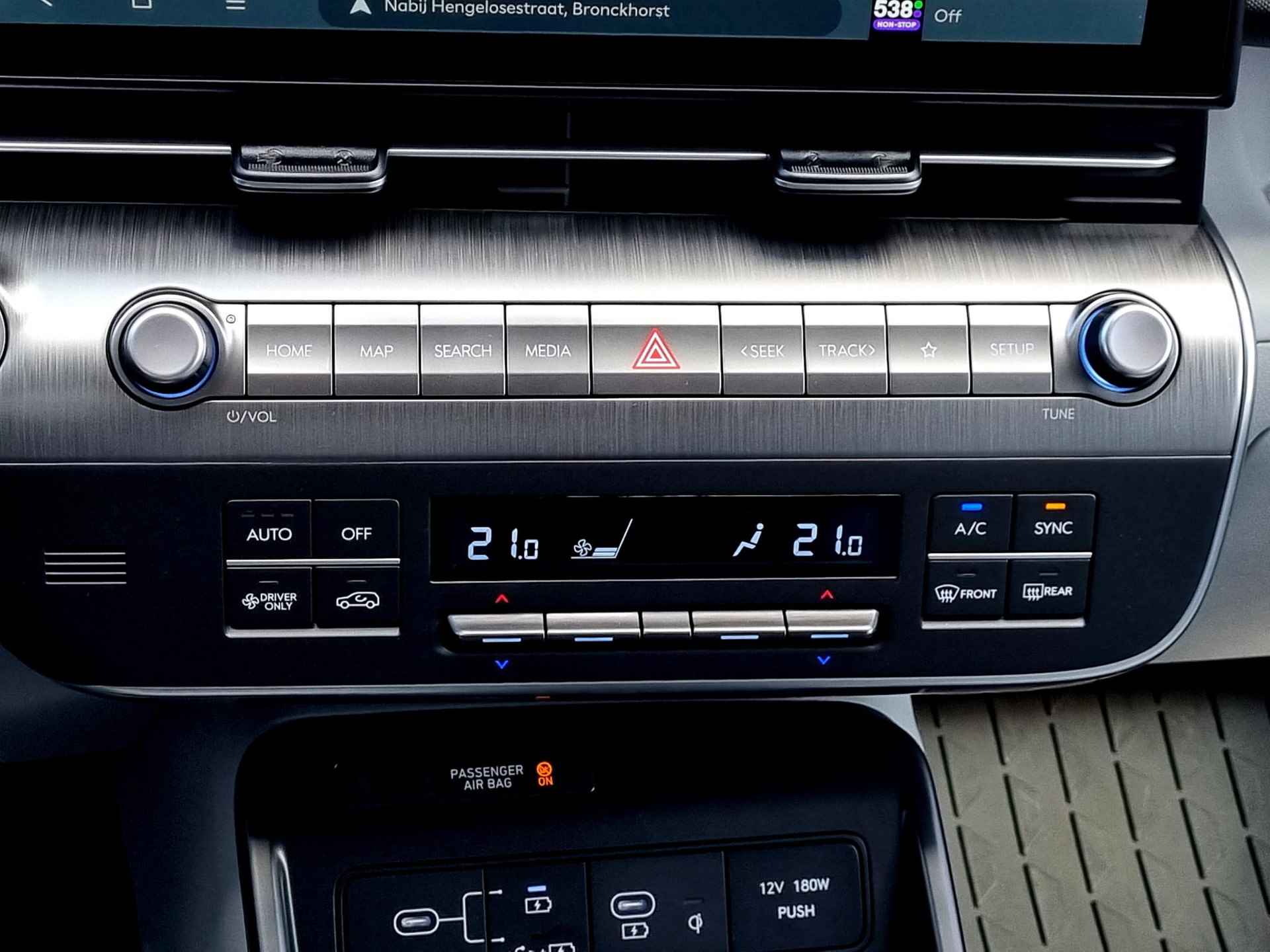 Hyundai Kona 1.6 GDI HEV Premium Automaat / Cruise Control Adaptief / Lederen Bekleding / Navigatie - 14/49