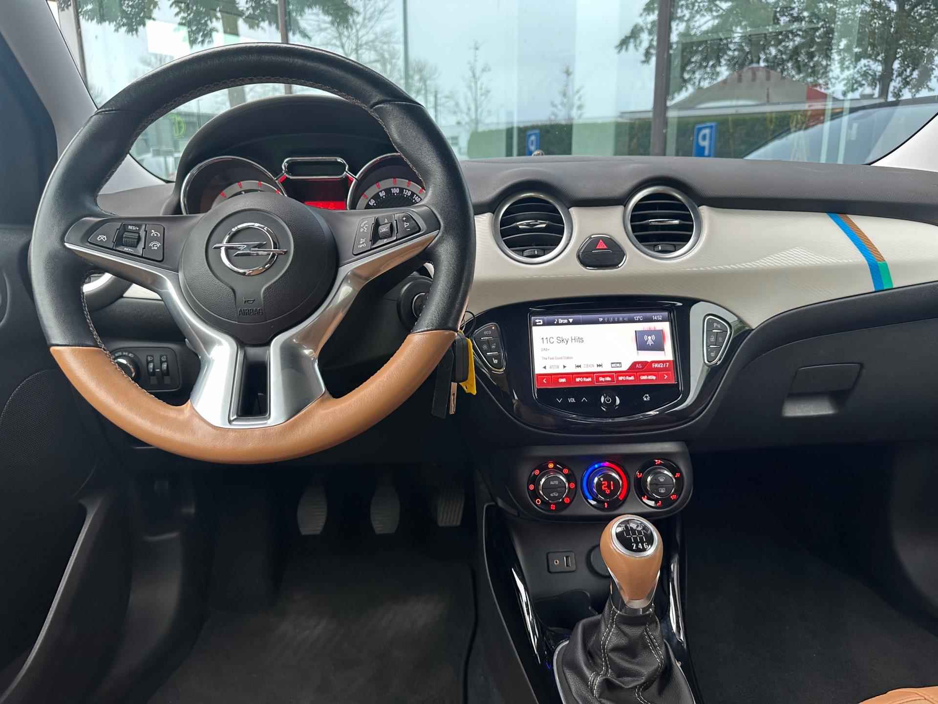 Opel ADAM 1.0 Turbo Rocks - Opendak - Climate - Media - Org.NL- NAP - 7/30