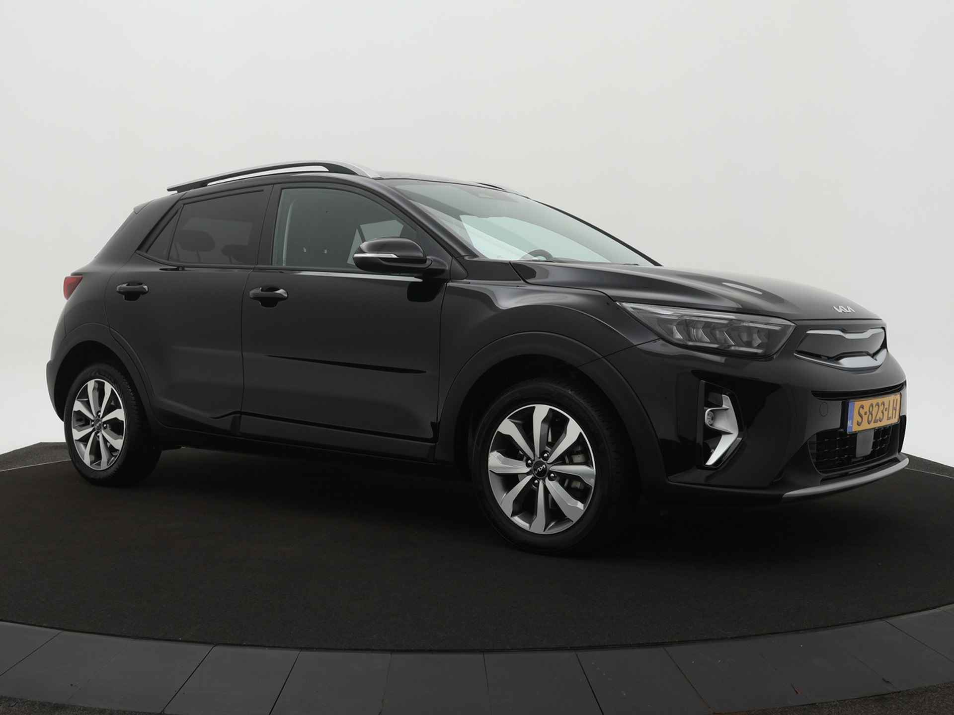 Kia Stonic 1.0 T-GDi MHEV DynamicPlusLine - Stoel/Stuur Verwarming - Cruise Control - Keyless Entry - Climate Control - Apple/Android Carplay - Fabrieksgarantie tot 02-2030 - 9/56