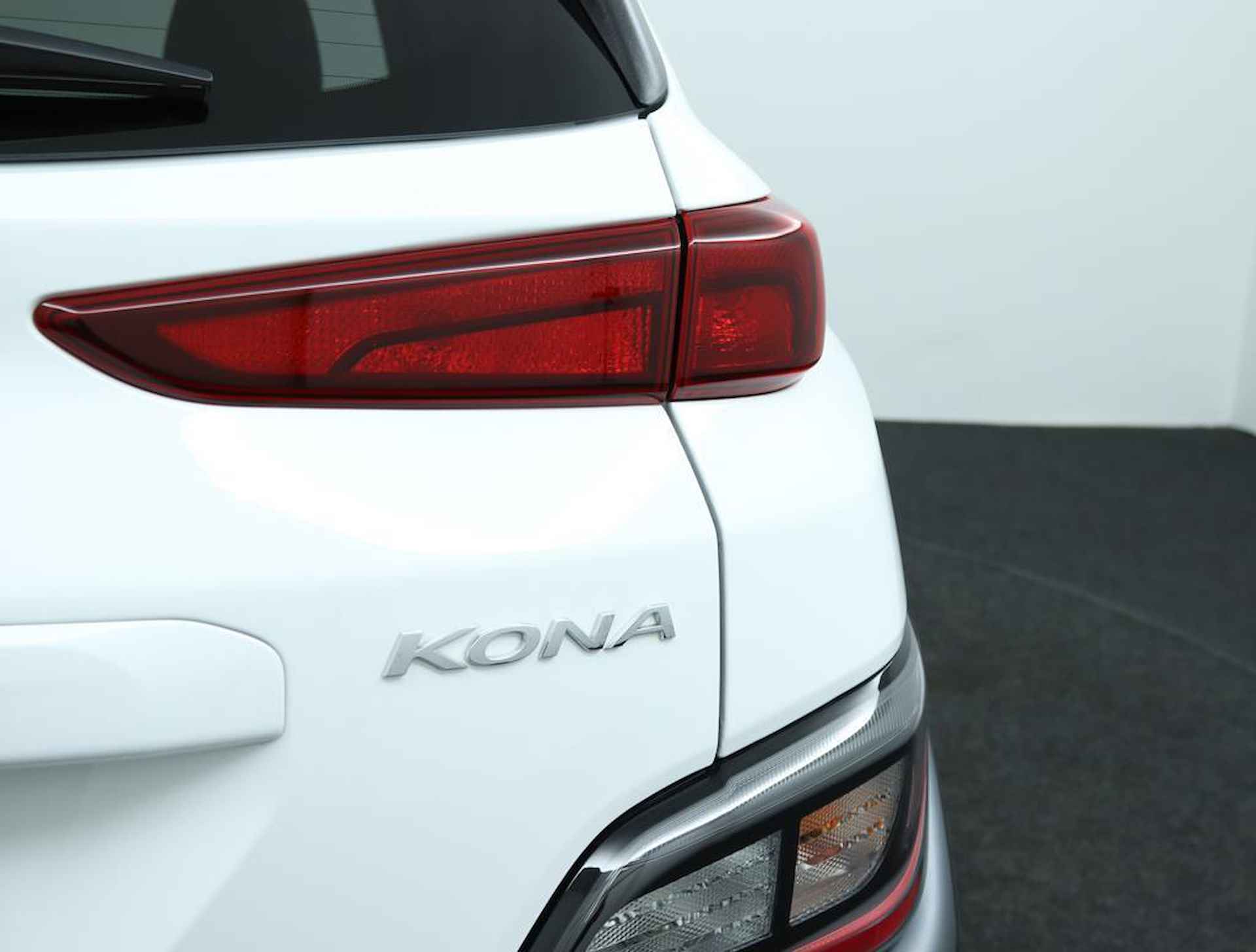 Hyundai Kona 1.6 GDI HEV Fashion | Automaat | Camera achter | Climate Control | Navigatie | Head-up Display | Parkeersensoren achter | - 38/52