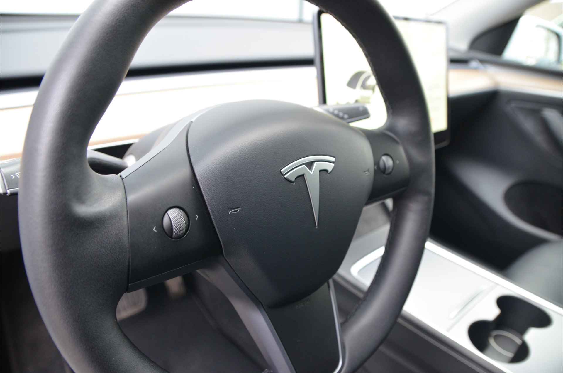 Tesla Model Y Long Range AWD 75 kWh 20", AutoPilot, incl. BTW - 15/34