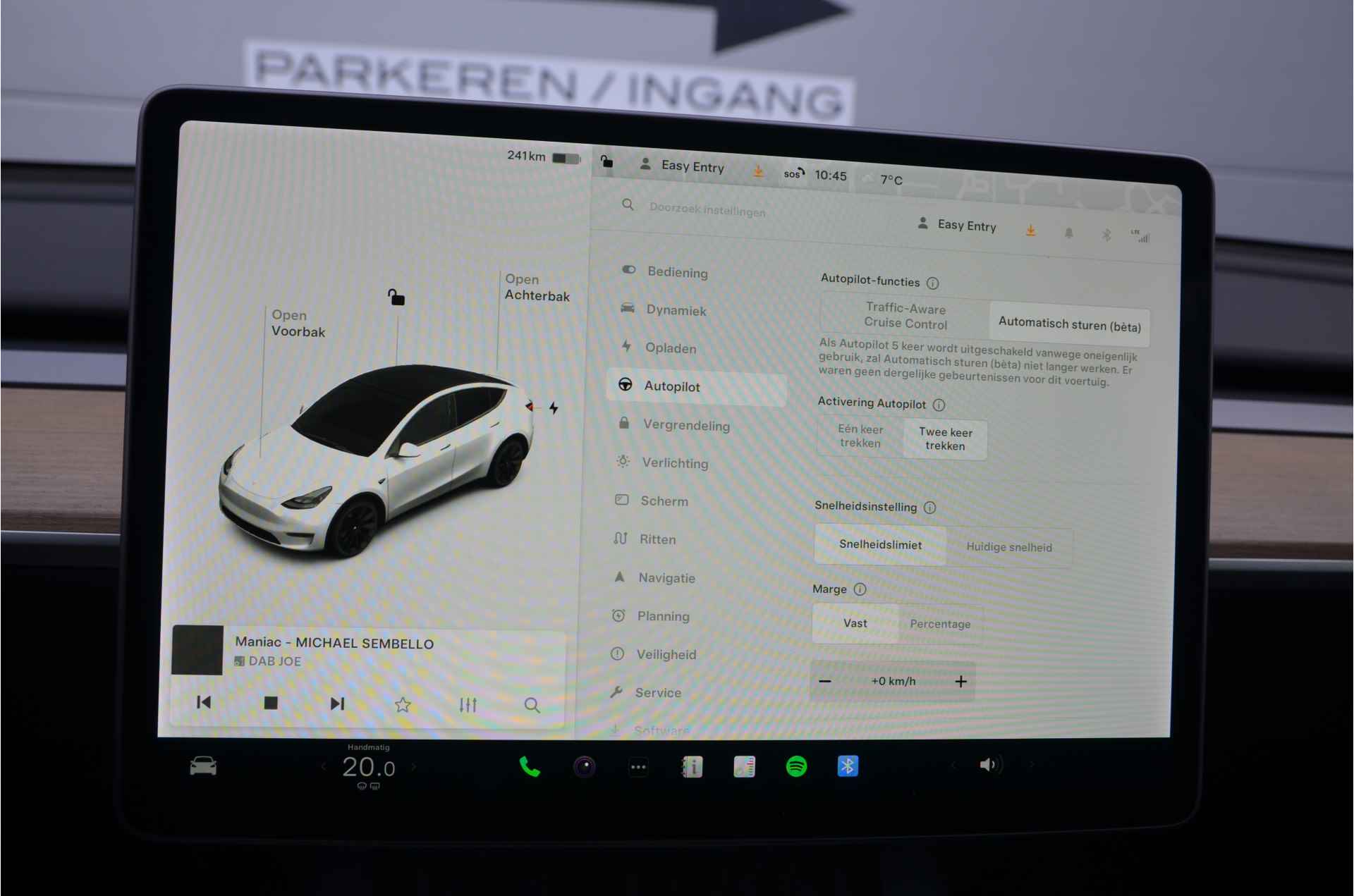 Tesla Model Y Long Range AWD 75 kWh 20", AutoPilot, incl. BTW - 18/34