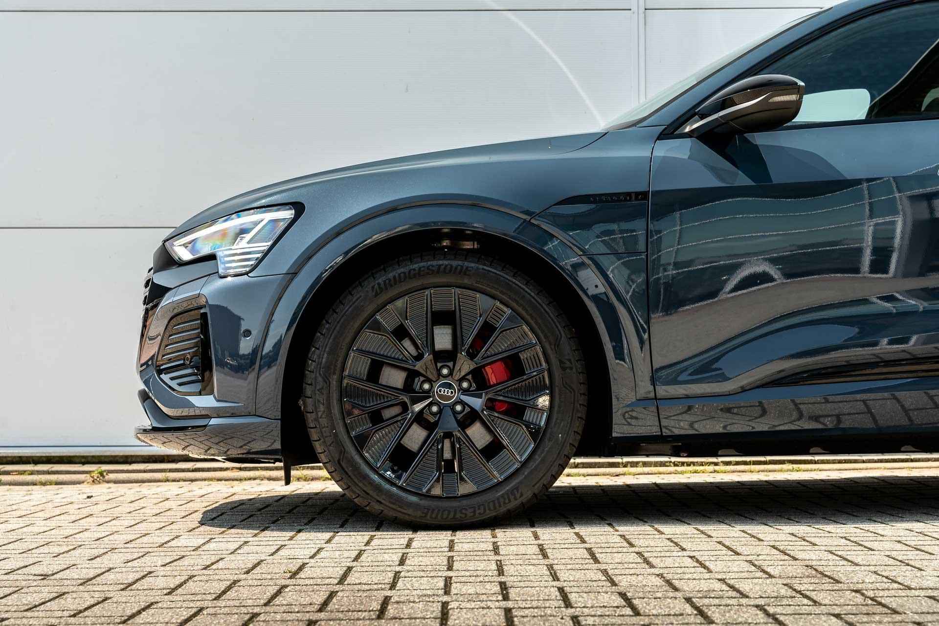 Audi Q8 Sportback e-tron 50 quattro 340pk S Edition 95 kWh | Panoramadak | LMV 21" - 15/60