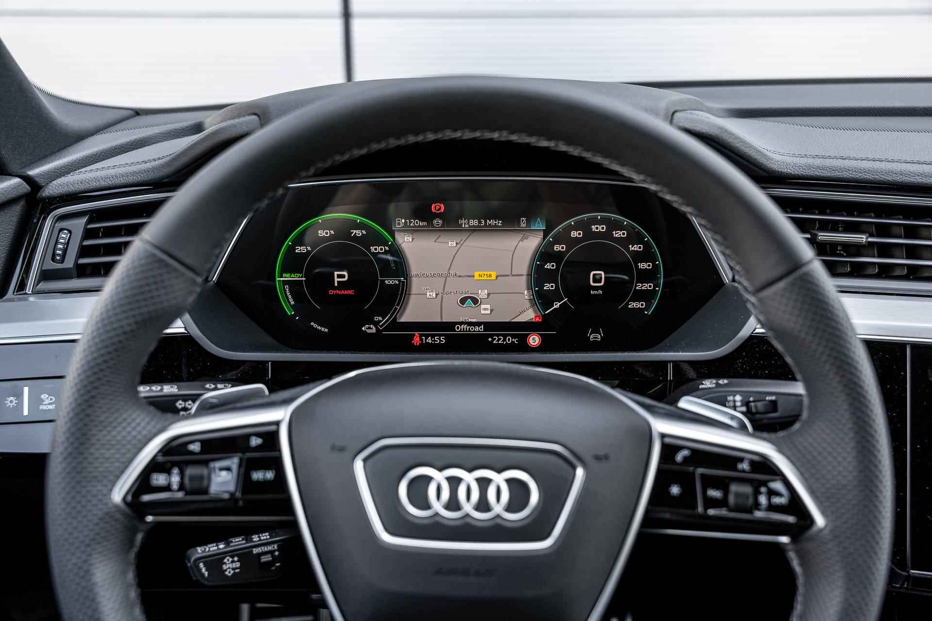 Audi Q8 Sportback e-tron 50 quattro 340pk S Edition 95 kWh | Panoramadak | LMV 21" - 30/60