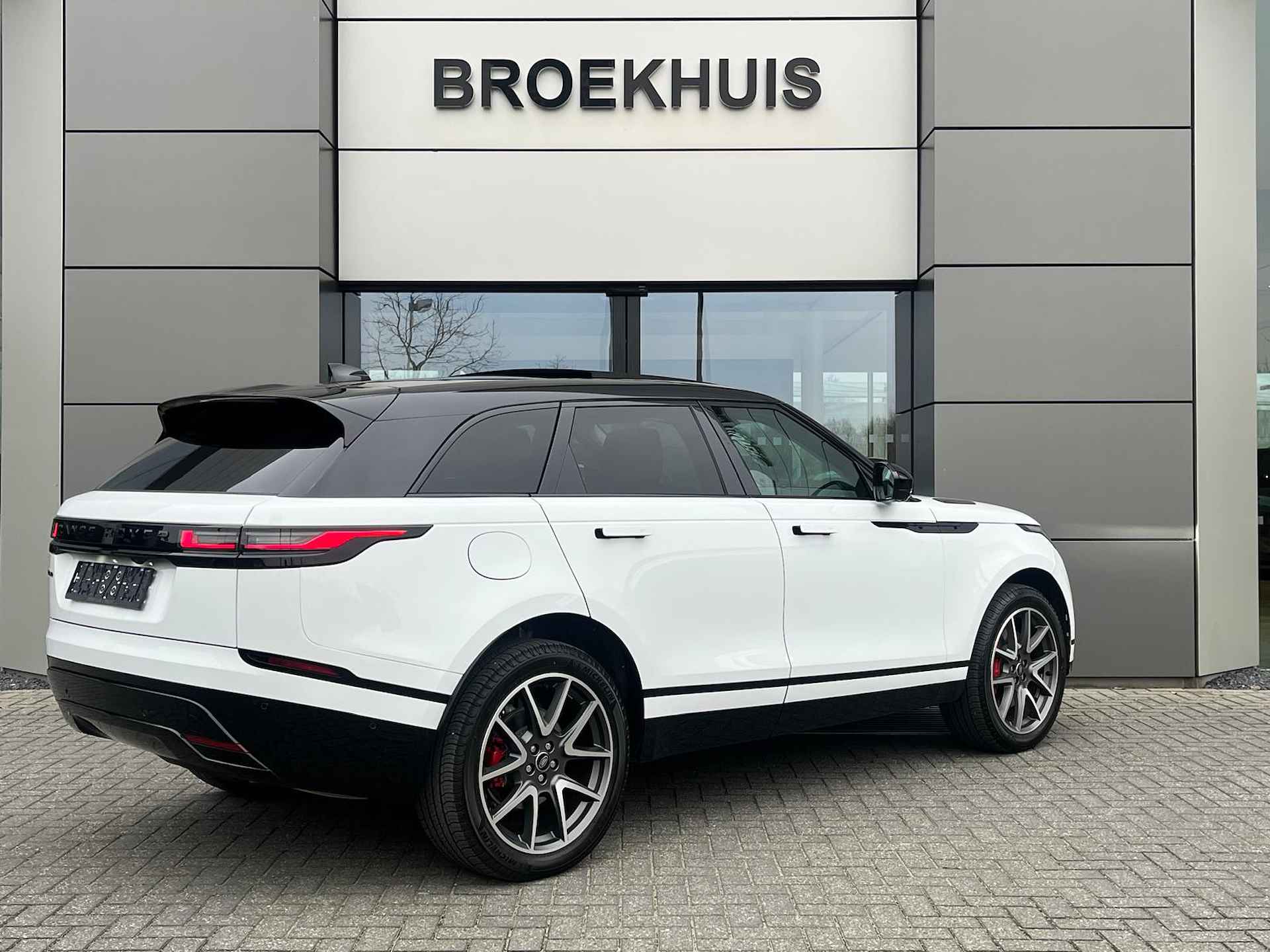 Land Rover Range Rover Velar P400e AWD Dynamic HSE | Pano | Head-Up | 4-Zone Climate | Koel/verwarmbare stoelen | 21 Inch | - 3/14