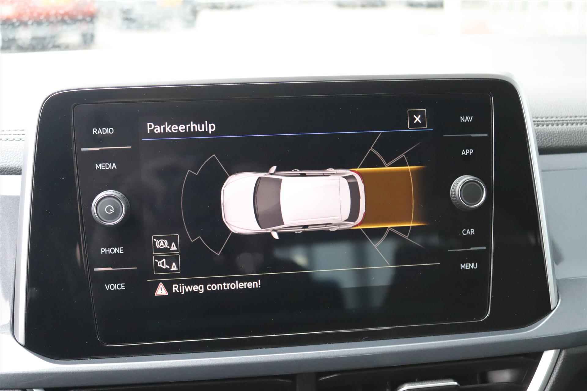 Volkswagen T-Roc 1.5TSI 150PK AUTOMAAT STYLE Navi Carplay | Clima | Adapt.Cruise | Virtual Cockpit | Stoelverw | IQ Light | - 18/48