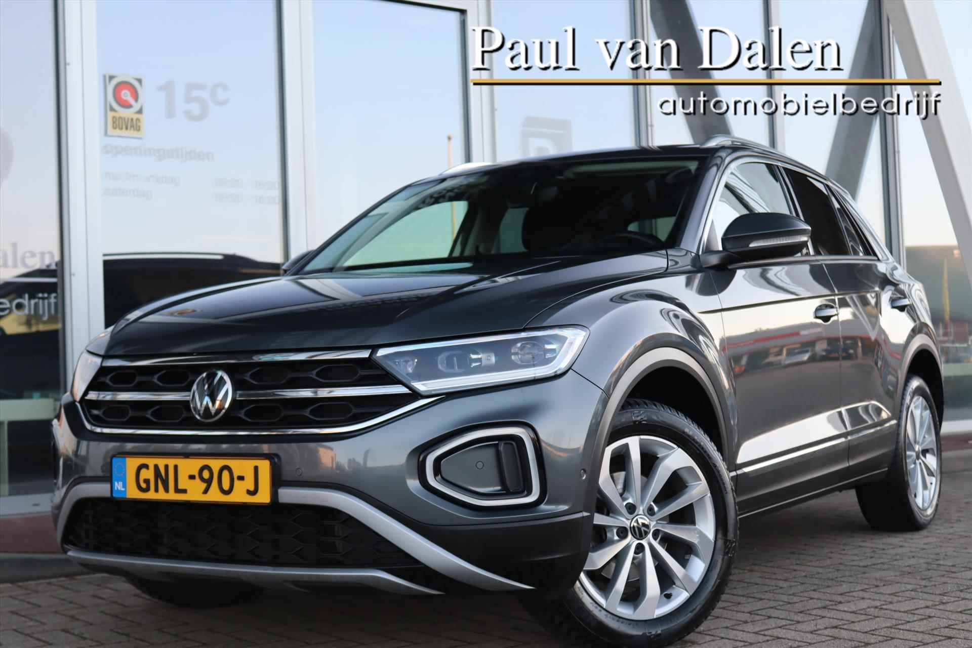 Volkswagen T-Roc 1.5TSI 150PK AUTOMAAT STYLE Navi Carplay | Clima | Adapt.Cruise | Virtual Cockpit | Stoelverw | IQ Light | - 40/48