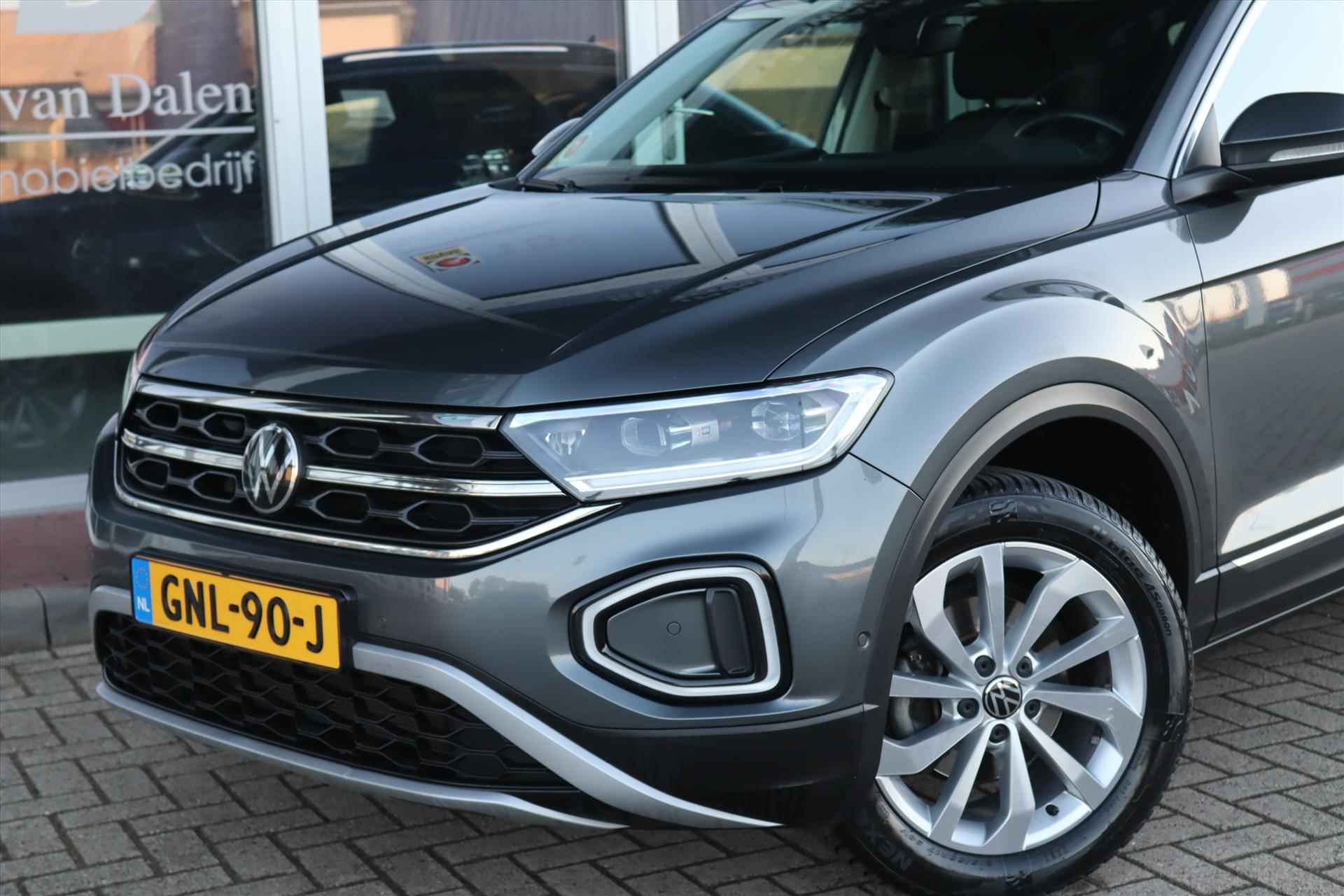 Volkswagen T-Roc 1.5TSI 150PK AUTOMAAT STYLE Navi Carplay | Clima | Adapt.Cruise | Virtual Cockpit | Stoelverw | IQ Light | - 45/48