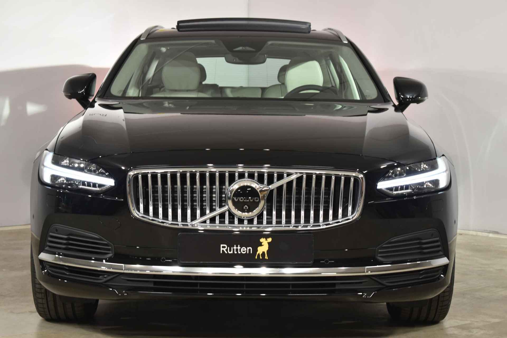 Volvo V90 T6 350PK Recharge AWD Ultimate Bright / Luchtvering / Nappa Leder met Ventilatie / 20'' velgen / 360 camera / Head-up Display - 5/70