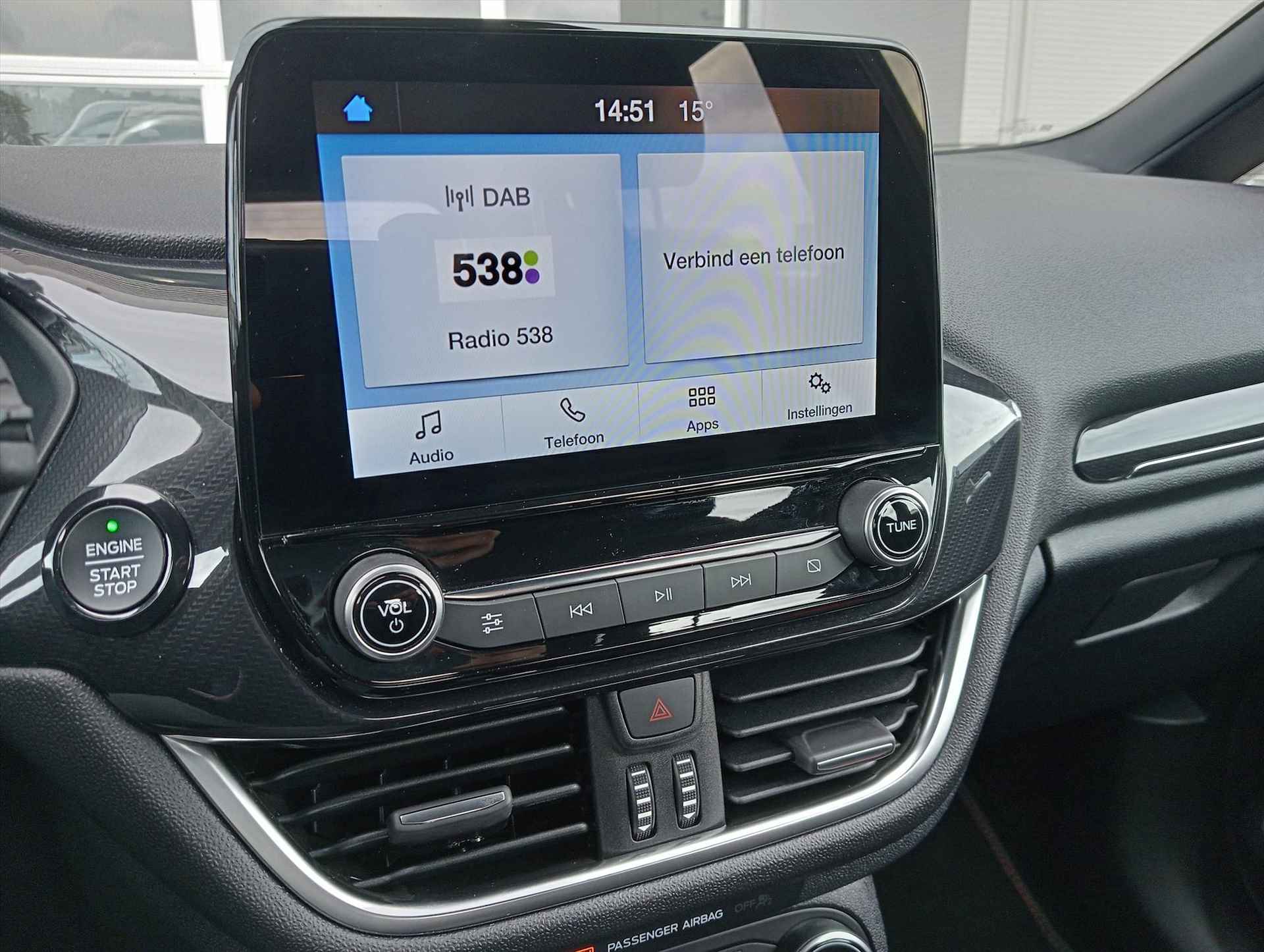 FORD Fiesta 1.0 EcoBoost 125pk mHEV Automaat 5dr ST-Line | Navigatie By APP | Achteruitrij camera | Parkeer sensoren | Licht metalen velgen | - 17/22