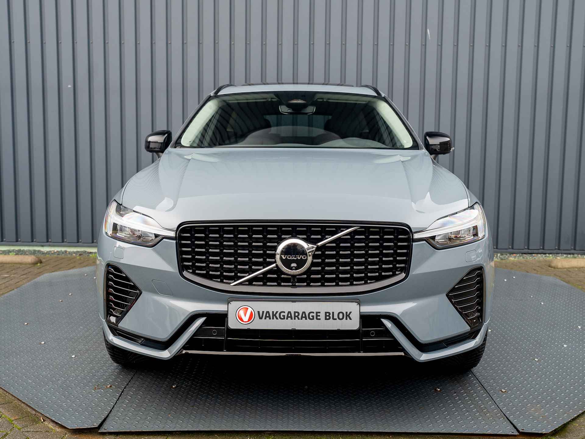 Volvo XC60 2.0 T6 Plug-in hybrid AWD Plus Dark | 360 Camera | Harman/Kardon | Trekhaak | Panodak | Long Range | Prijs Rijklaar!! - 47/51