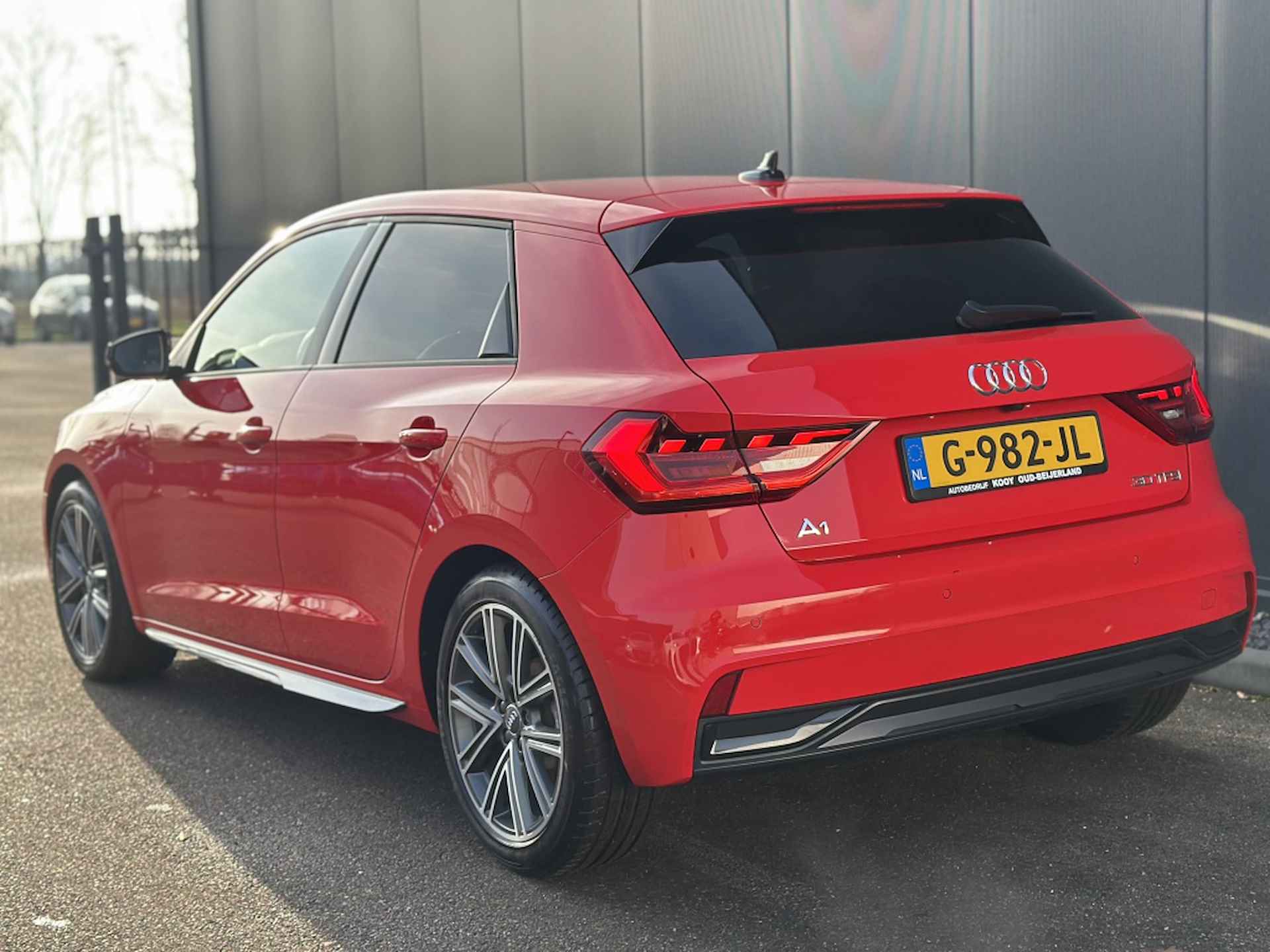 Audi A1 Sportback 30 TFSI epic s-line / navi / camera - 3/37