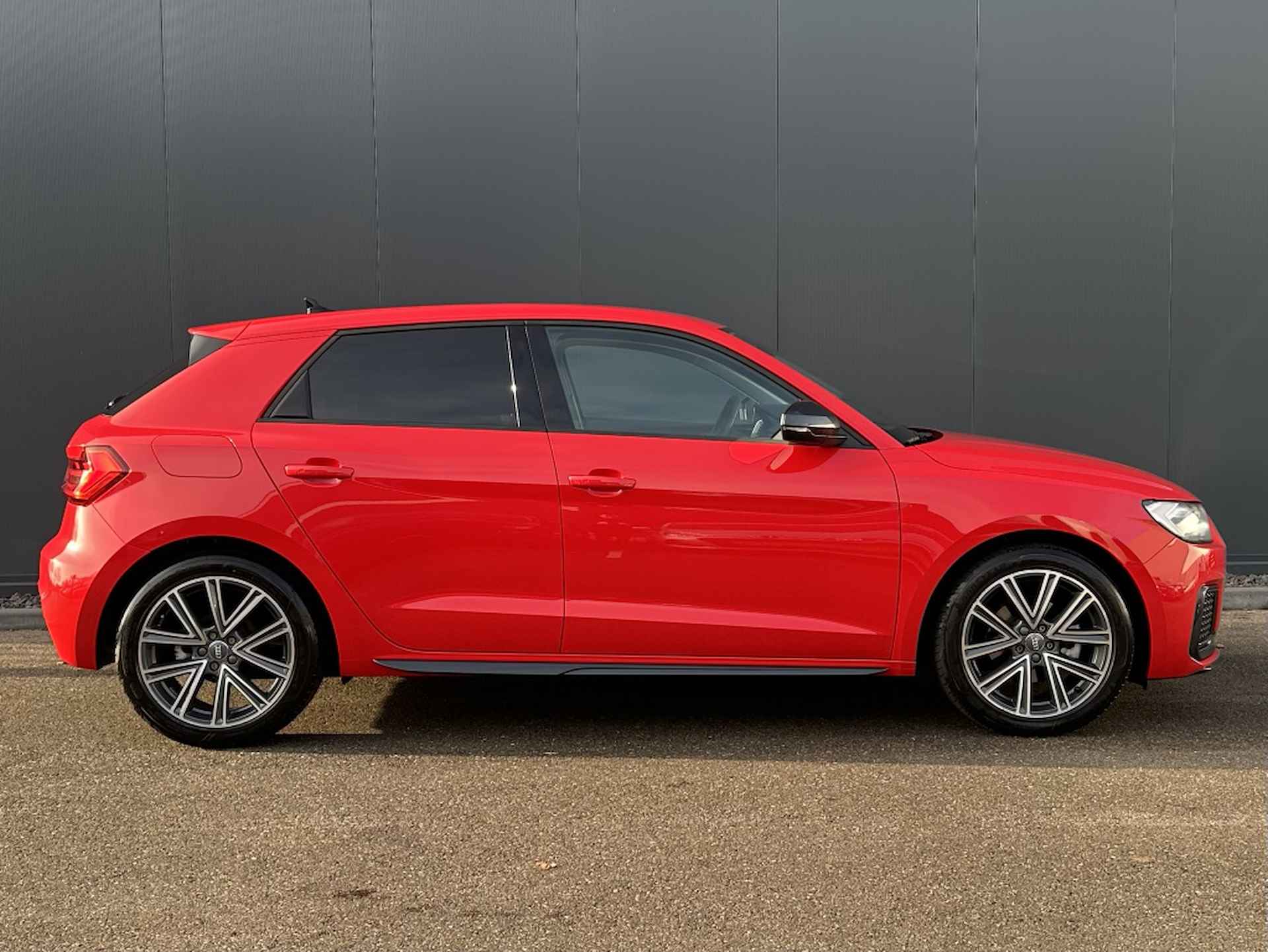 Audi A1 Sportback 30 TFSI epic s-line / navi / camera - 14/37