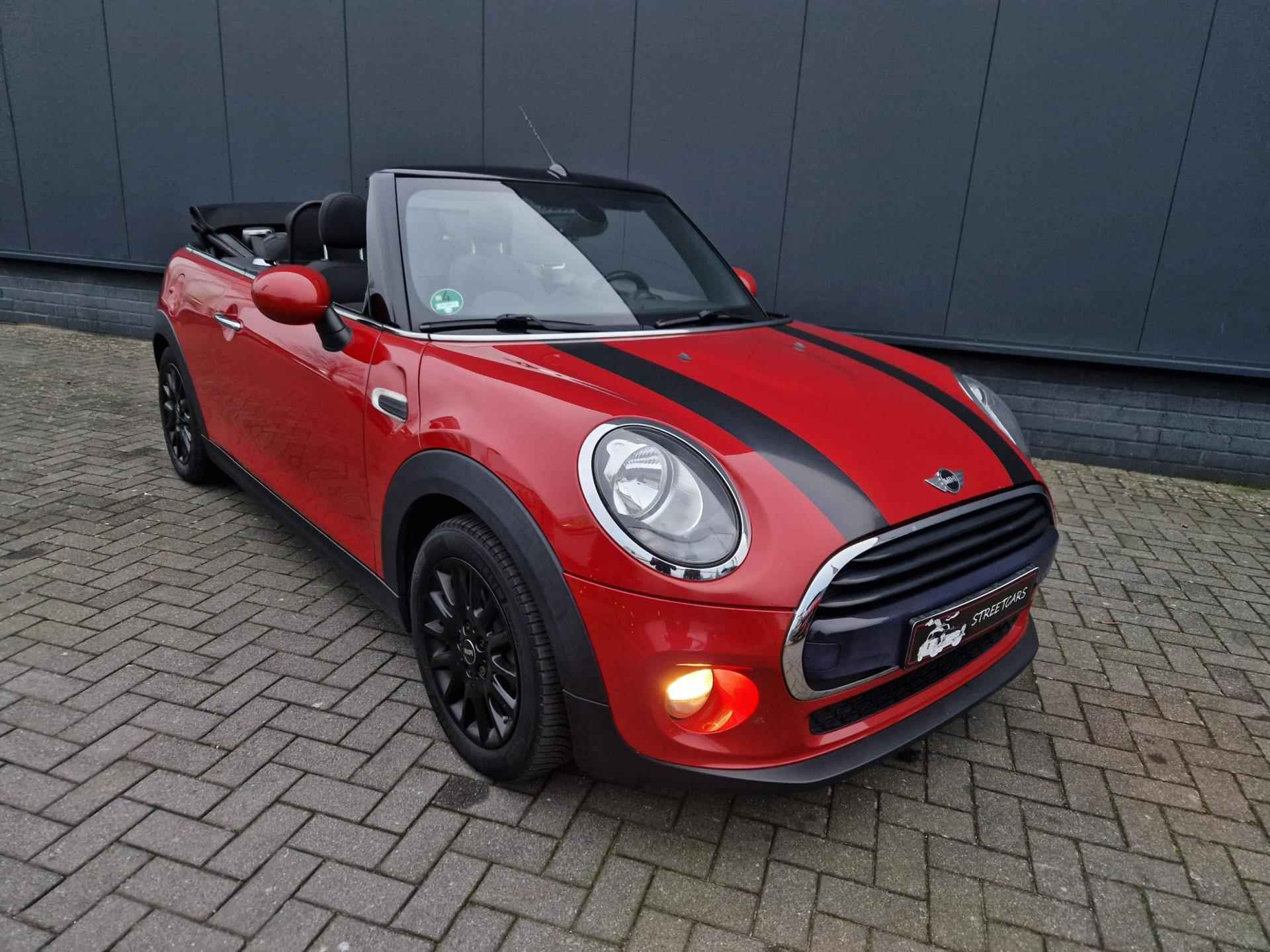 Mini Mini Cabrio 1.5 Cooper Business /Org NL /12 maanden garantie - 22/25