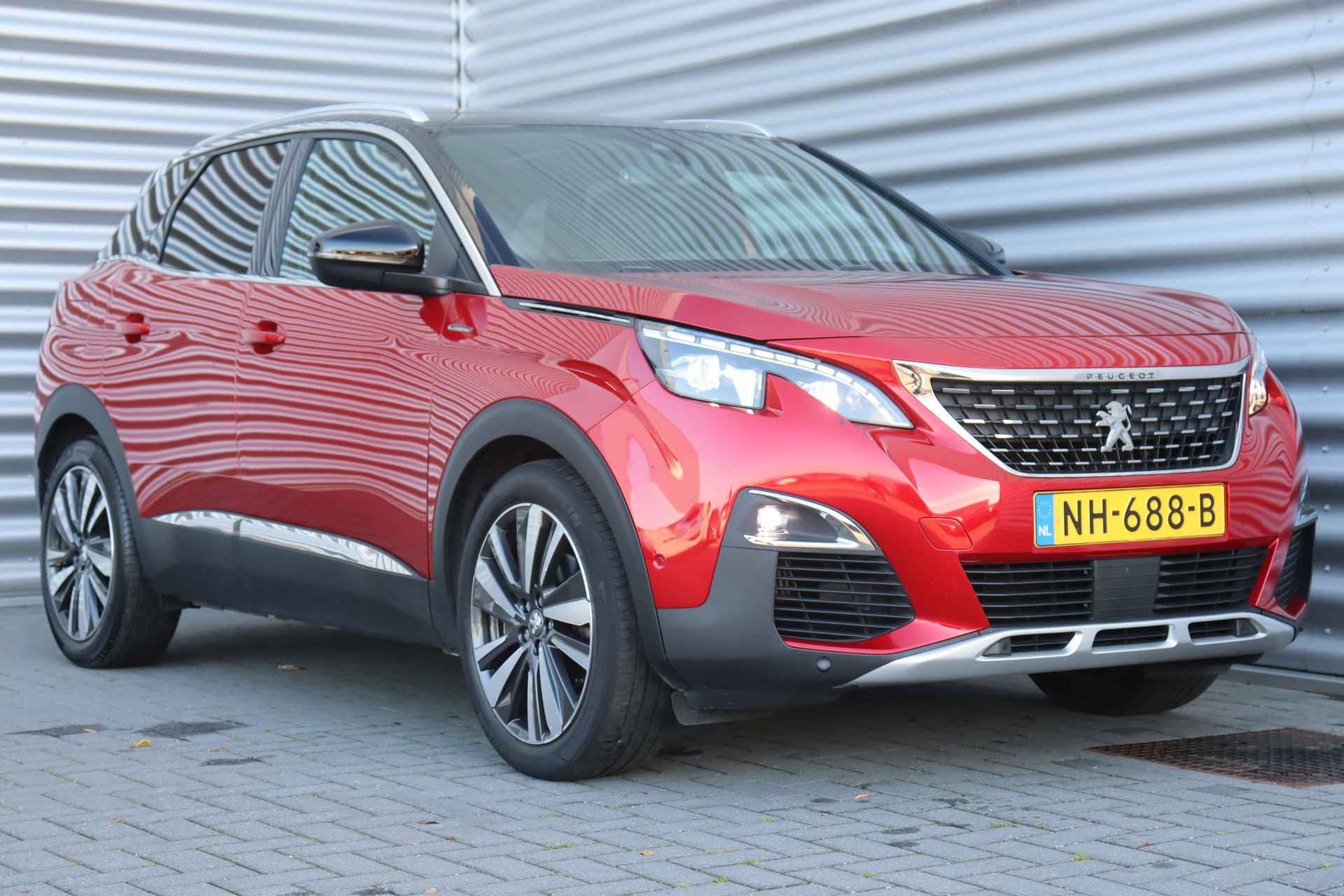 Peugeot 3008 1.2 PURETECH 130PK GT-LINE / NAVI / LEDER / CLIMA / PDC / 19" LMV / CAMERA / PANO. DAK / KEYLESS / FOCAL AUDIO / FULL-LED / AFN. - 4/45