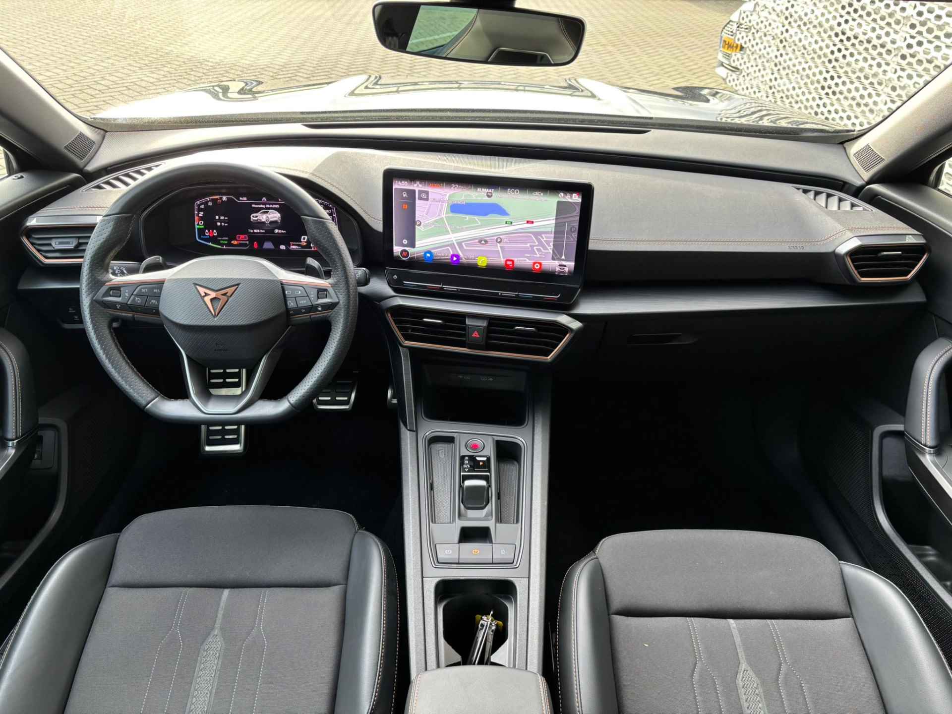 CUPRA Formentor 1.4 e-Hybrid 245PK VZ Performance / Digitale Cockpit / Memory Seat / Stuur + Stoelverwarming / Achteruitrijcamera / Full-LED P4 - 14/30