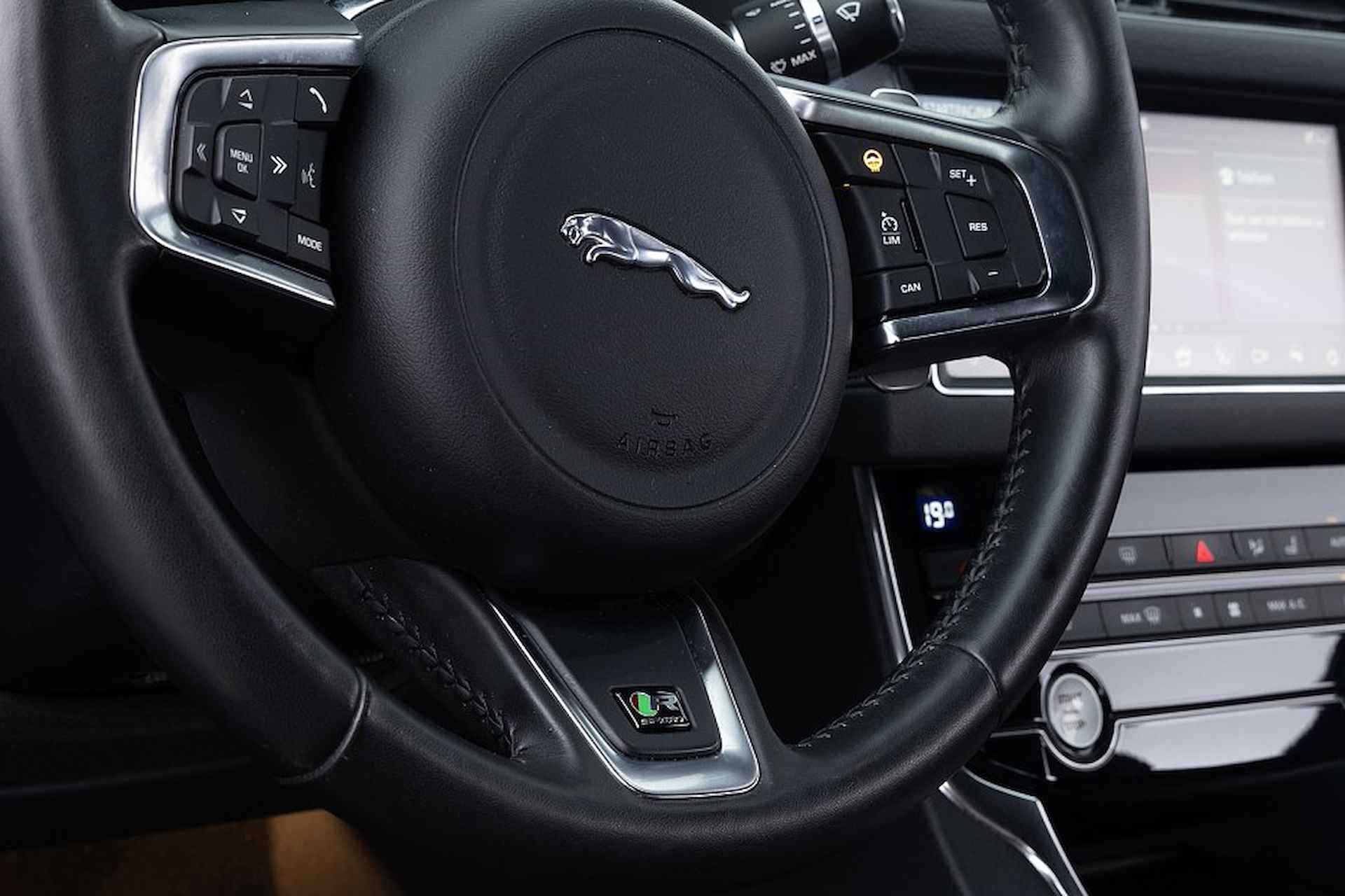 Jaguar XF 2.0t Prestige R-Sport | GROOT NAVI | LED | LEDER | Automaat - 21/40
