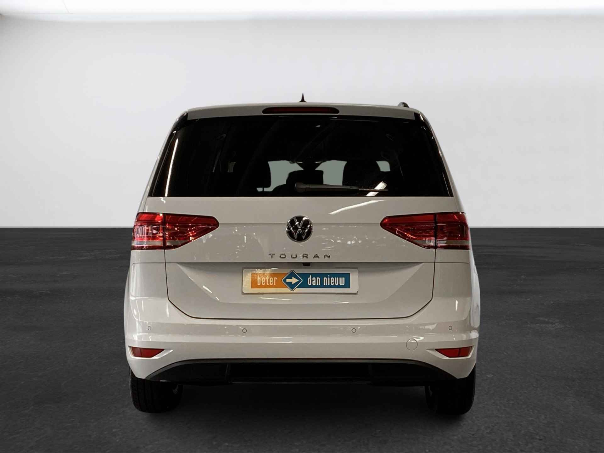 Volkswagen Touran 1.5TSI 150pk DSG Family 7p | Koplampverlichting LED | Adaptive Cruise Control | - 14/31