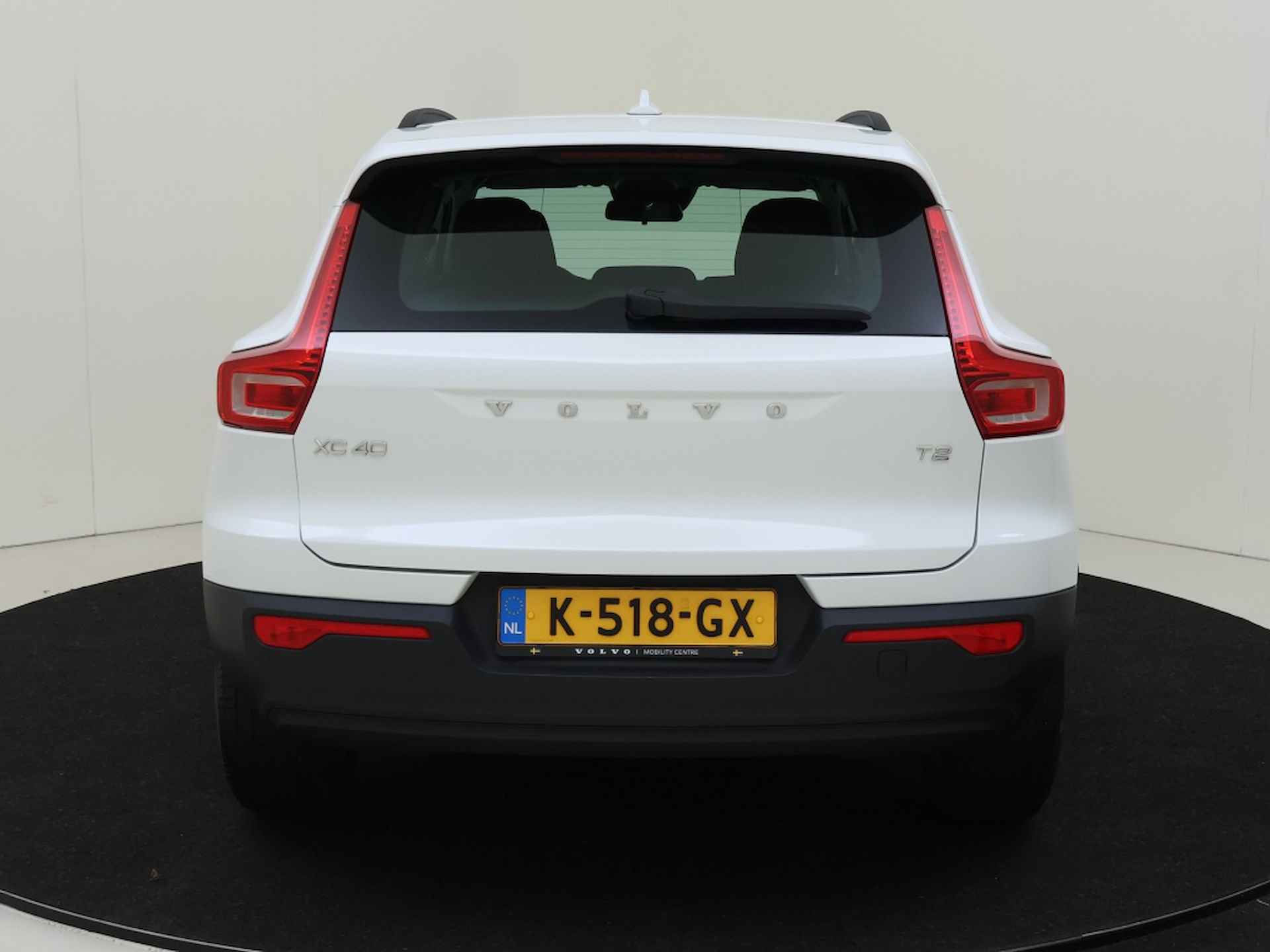 Volvo XC40 1.5 T2 Momentum | Parkeercamera | Verwarmbare stoelen - 5/35