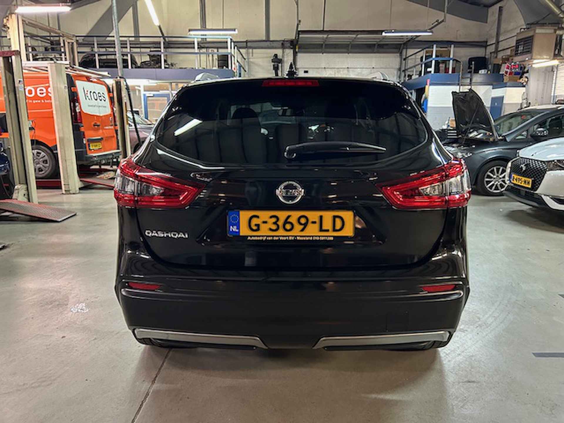 Nissan Qashqai 1.3 DIG-T 140pk N-Connecta | Navigatie | Android auto | 360* Camera | Cruise control | Panoramadak | All-season banden | NAP | Rijklaar prijs! - 6/25