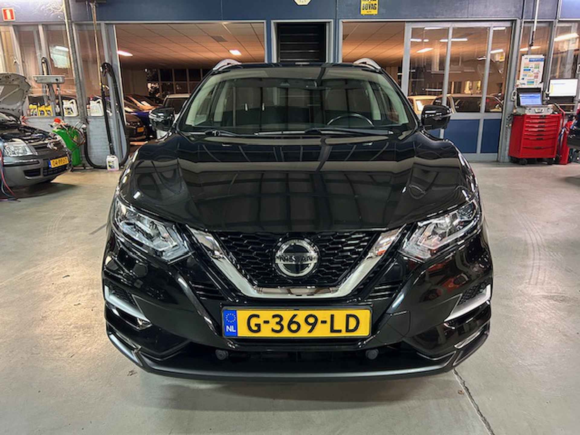 Nissan Qashqai 1.3 DIG-T 140pk N-Connecta | Navigatie | Android auto | 360* Camera | Cruise control | Panoramadak | All-season banden | NAP | Rijklaar prijs! - 9/25