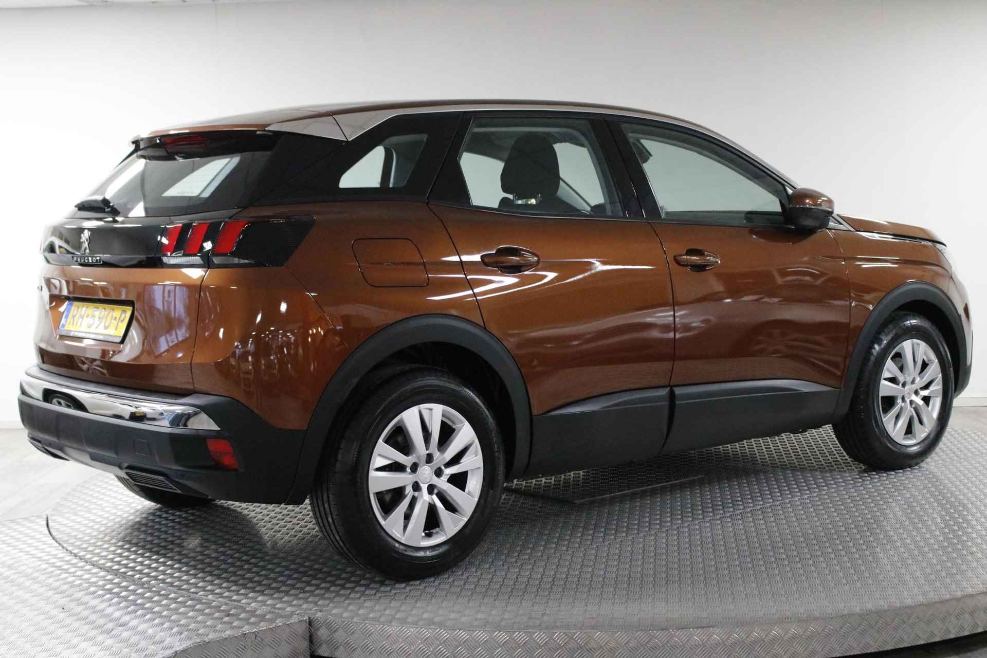 Peugeot 3008 1.2 PureTech Blue Lease Executive - 3/34