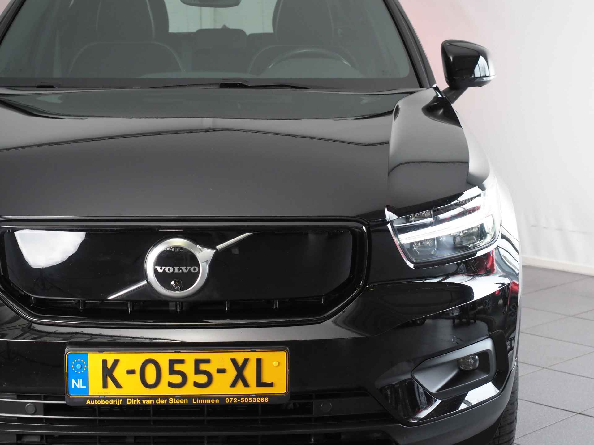 Volvo XC40 Recharge P8 AWD R-Design | 360° Camera | Apple Carplay/Android Auto | Cruise Control Adaptief | Trekhaak Uitklapbaar | Stuurwiel/Voorstoelen Verwarmd | LED | Elektrisch Glazen Panorama-Dak | - 17/33