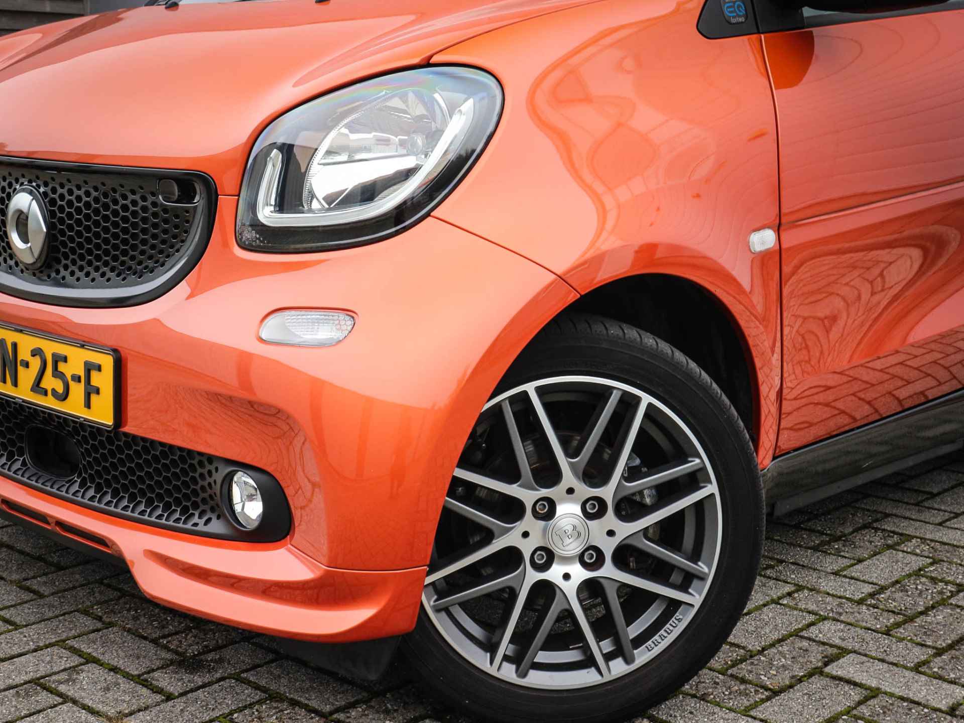 Smart Fortwo cabrio EQ BRABUS Style 18 kWh | Clima | Cruise | Navi | Leer | Stuur+Stoelverwarming| - 20/39