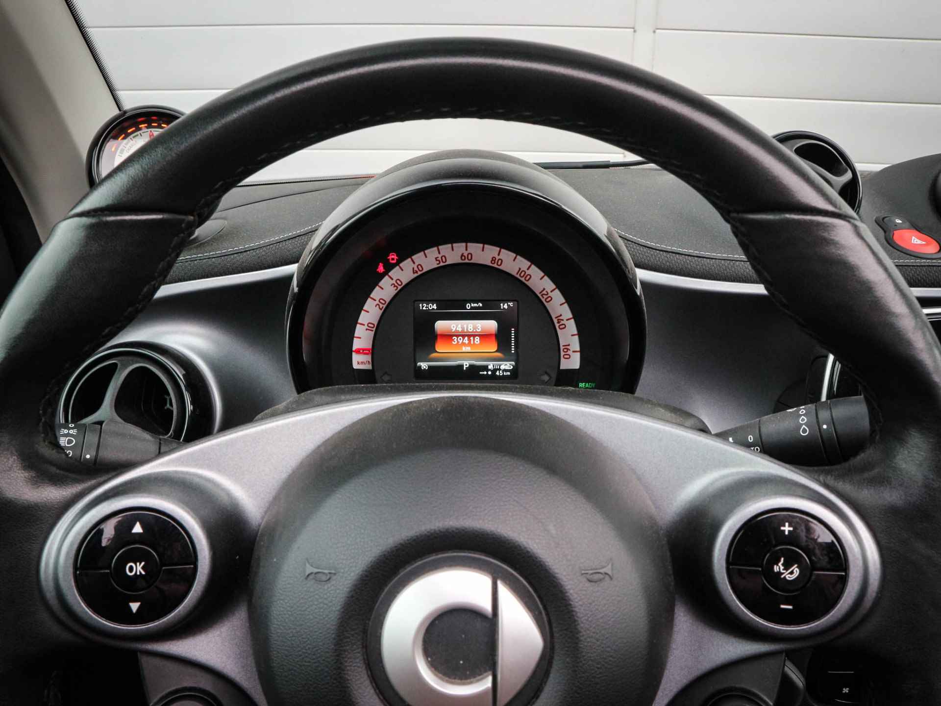 Smart Fortwo cabrio EQ BRABUS Style 18 kWh | Clima | Cruise | Navi | Leer | Stuur+Stoelverwarming| - 30/39