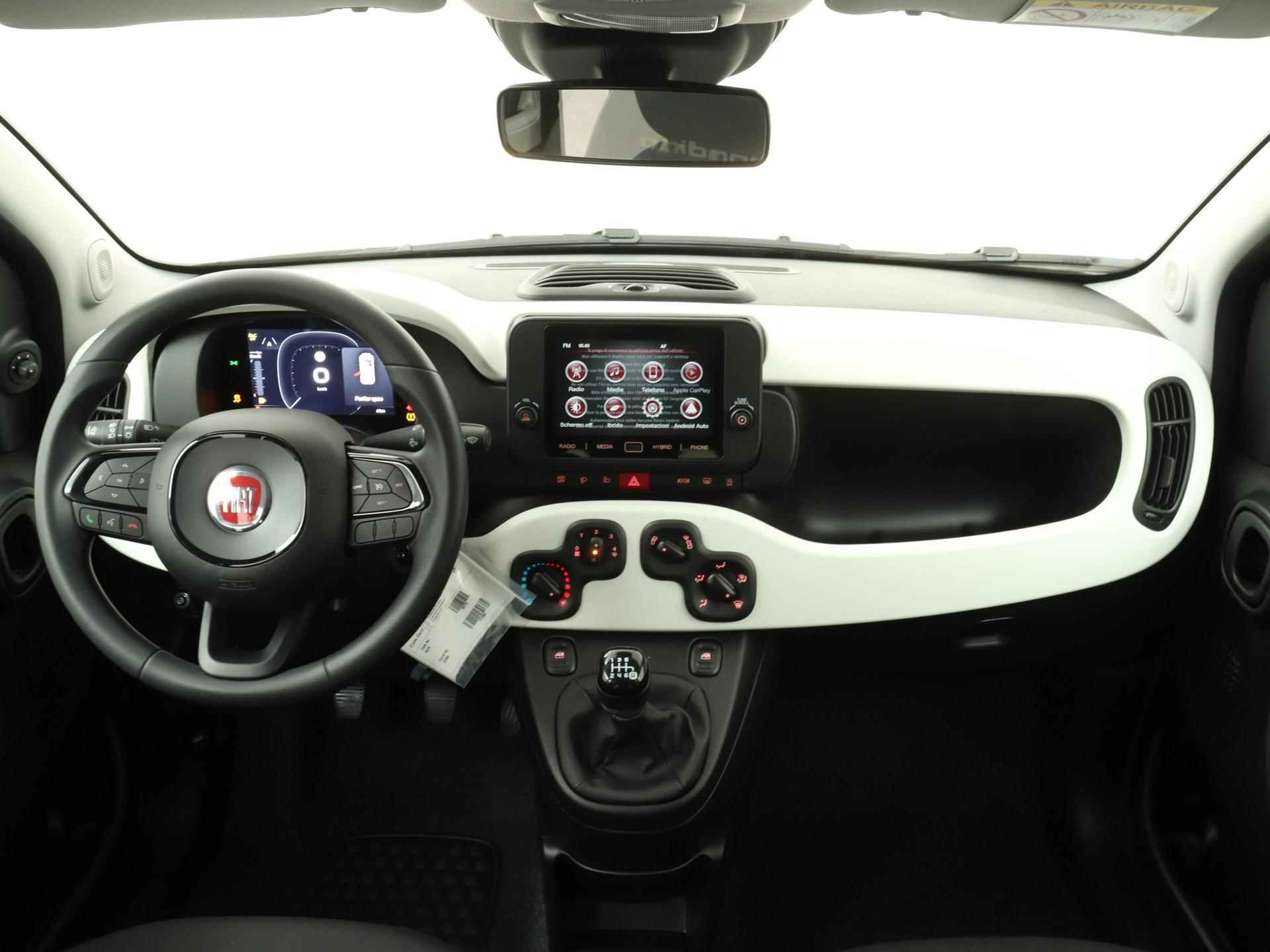 Fiat Panda 1.0 Hybrid Pandina | Apple carplay/Android Auto | Parkeersensoren | Cruise Controle | LMV 15" | - 3/15