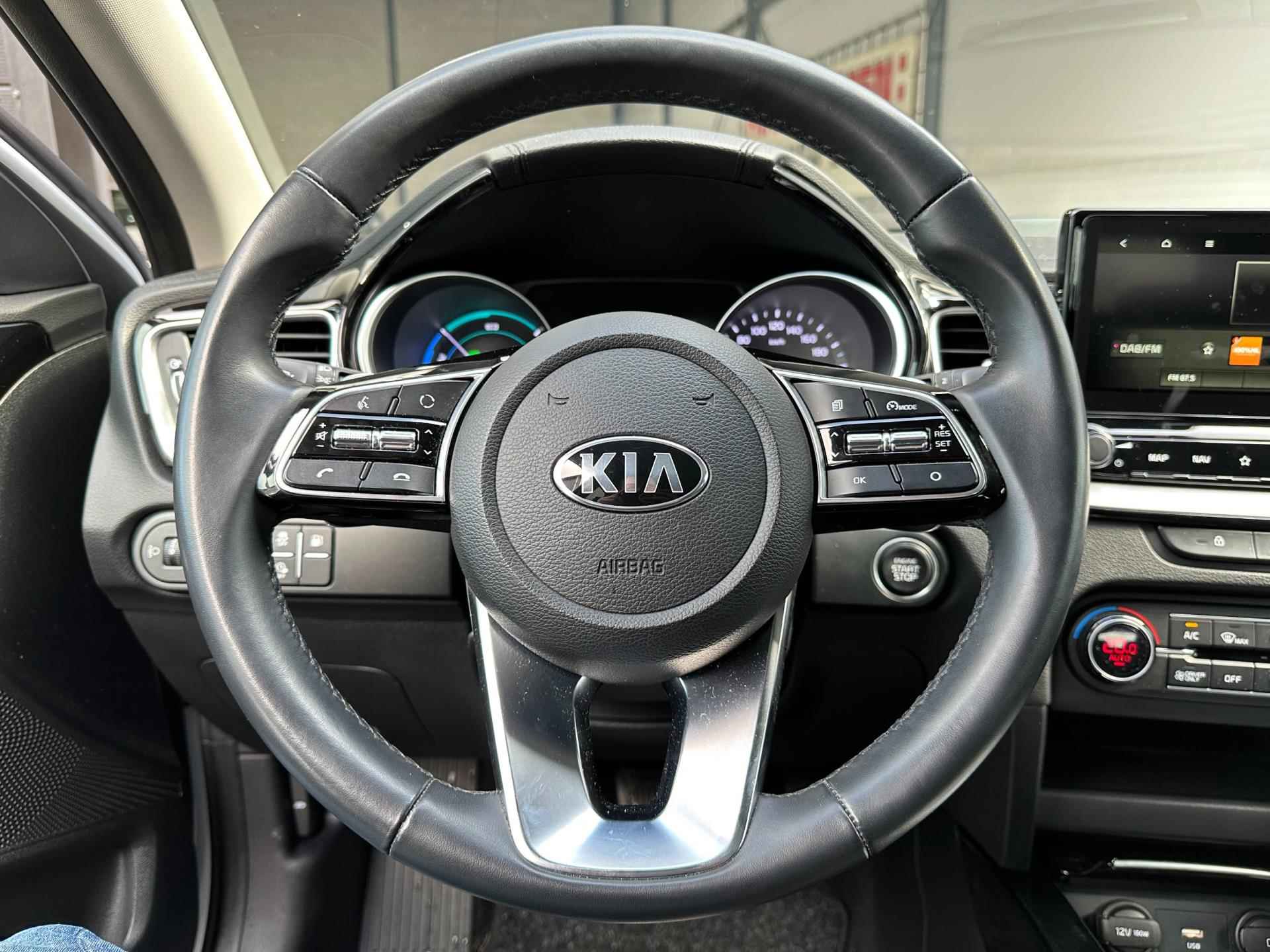 Kia Xceed 1.6 GDi PHEV DynamicLine + Plug-in Hybrid | Camera | Trekhaak | Navigatie | LED | Apple | 12 Maanden BOVAG - 12/27