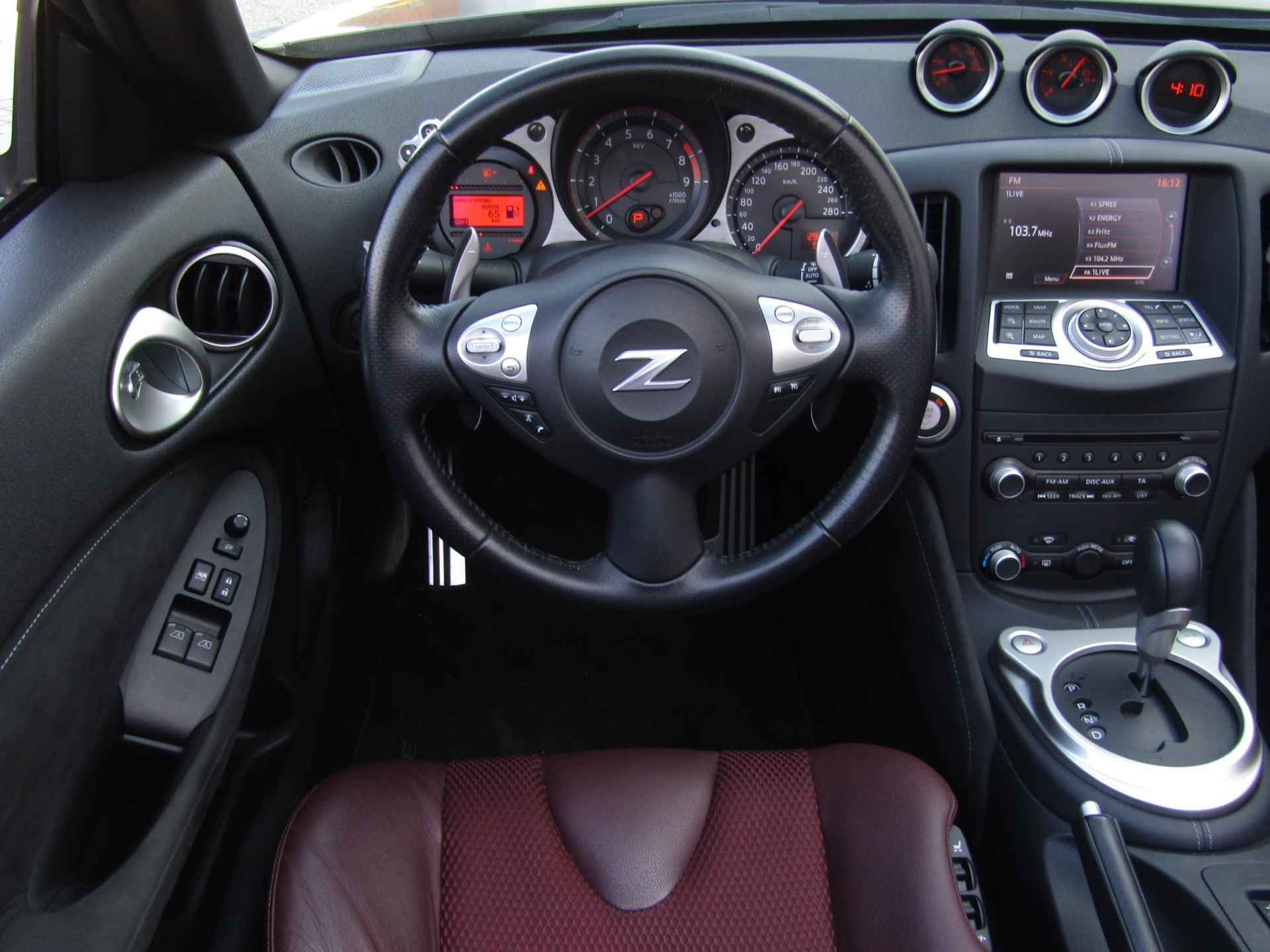 Nissan 370Z Roadster 3.7 V6 Pack | Automaat | BOSE | Navigatie | Leder | Schakelflippers - 20/52