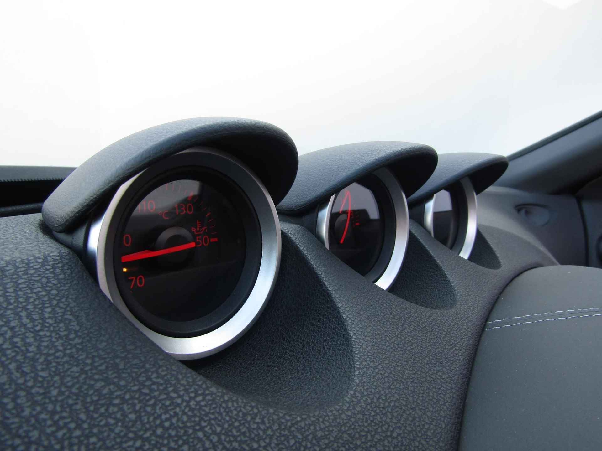 Nissan 370Z Roadster 3.7 V6 Pack | Automaat | BOSE | Navigatie | Leder | Schakelflippers - 33/52