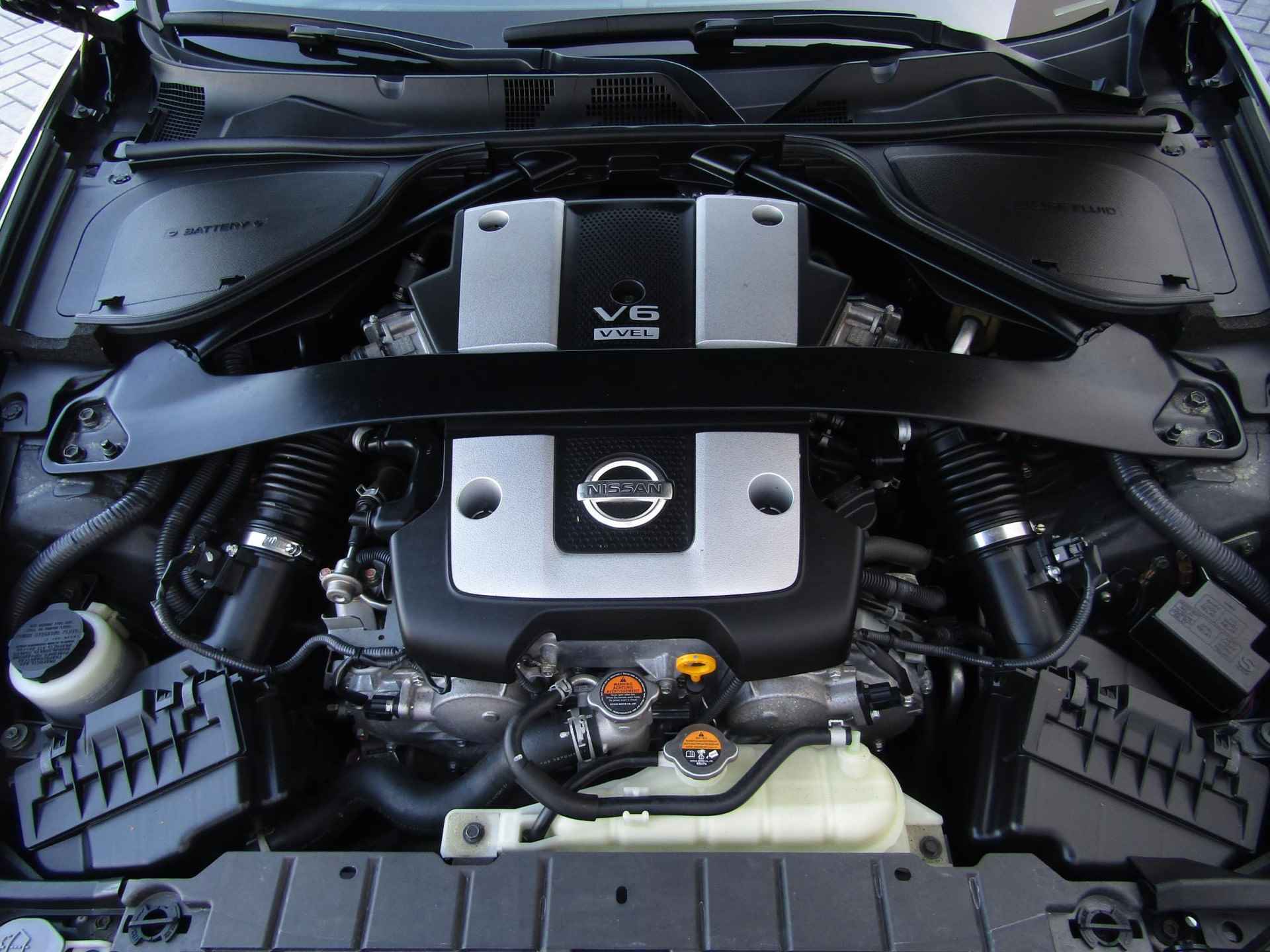 Nissan 370Z Roadster 3.7 V6 Pack | Automaat | BOSE | Navigatie | Leder | Schakelflippers - 46/52